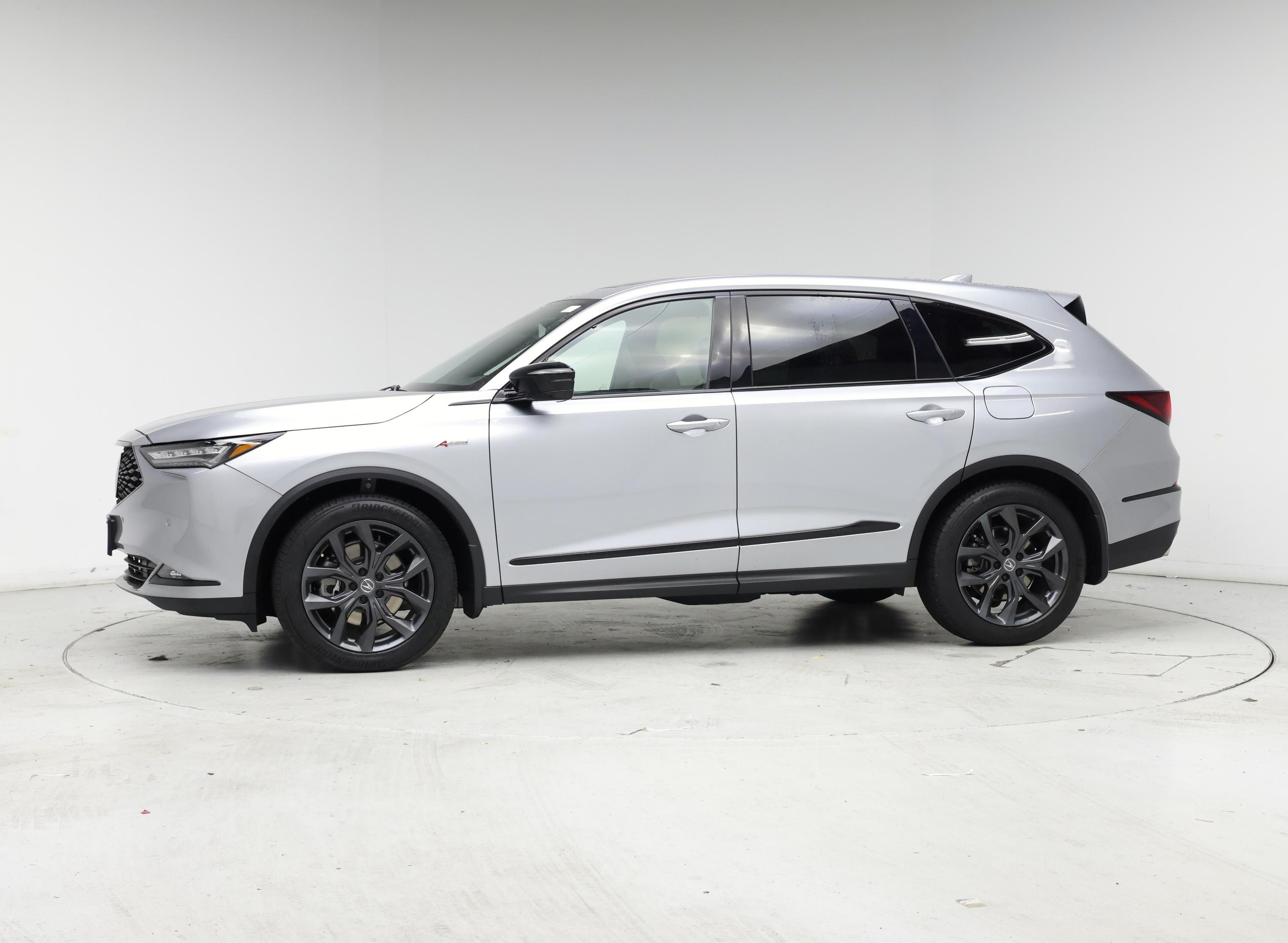 Thumbnail: 2022 Acura MDX - 3