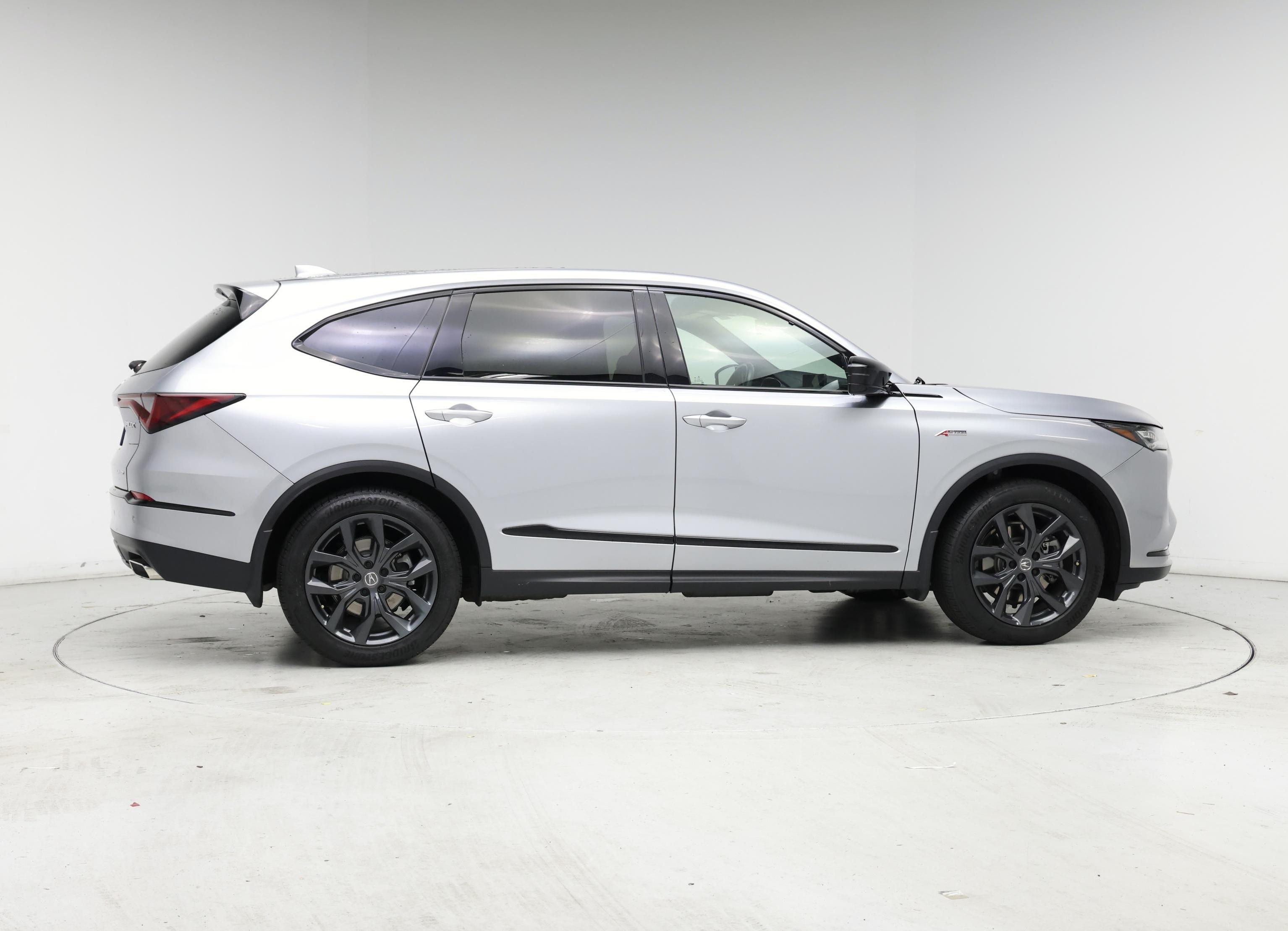 Thumbnail: 2022 Acura MDX - 7