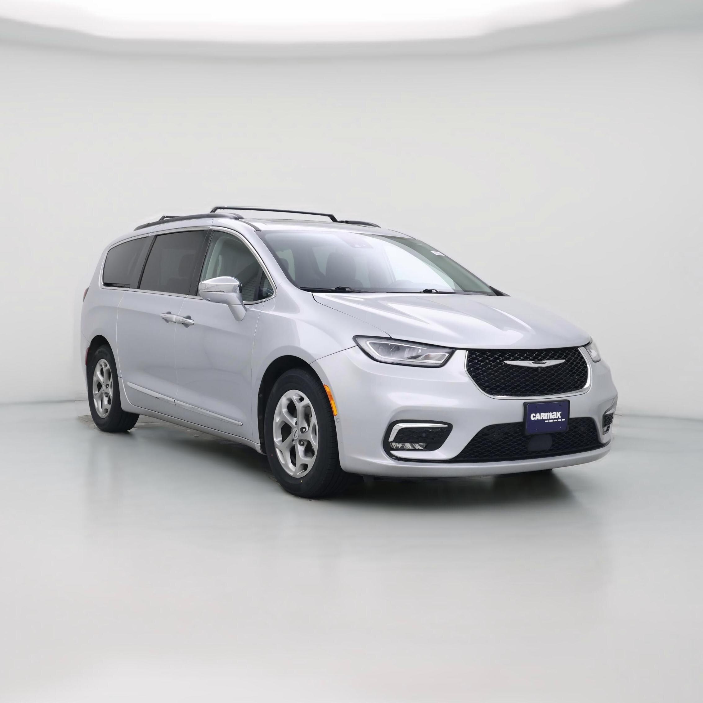 Thumbnail: 2022 Chrysler Pacifica - 1