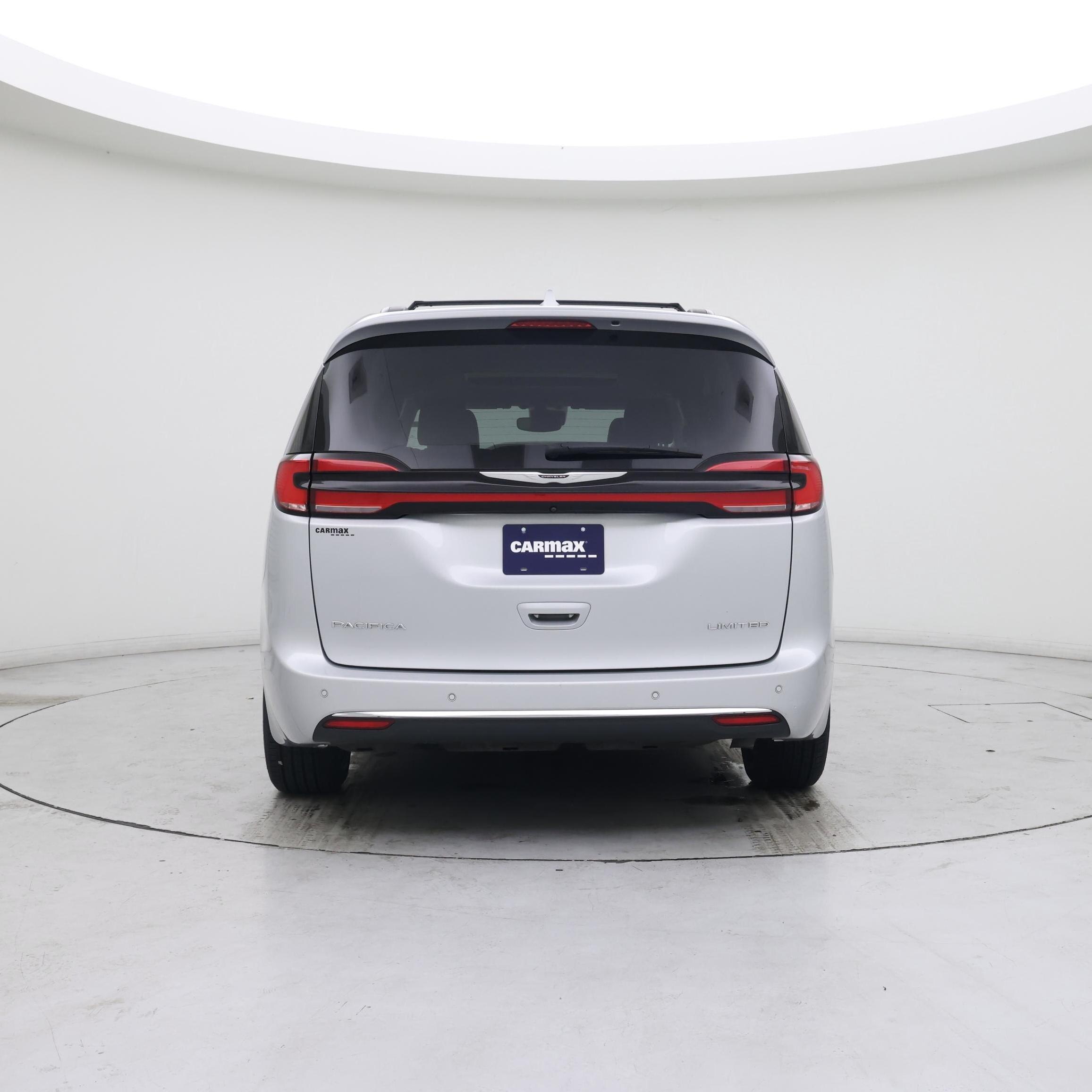 Thumbnail: 2022 Chrysler Pacifica - 6