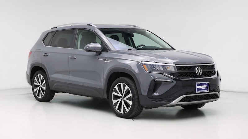 2022 Volkswagen Taos SE Hero Image