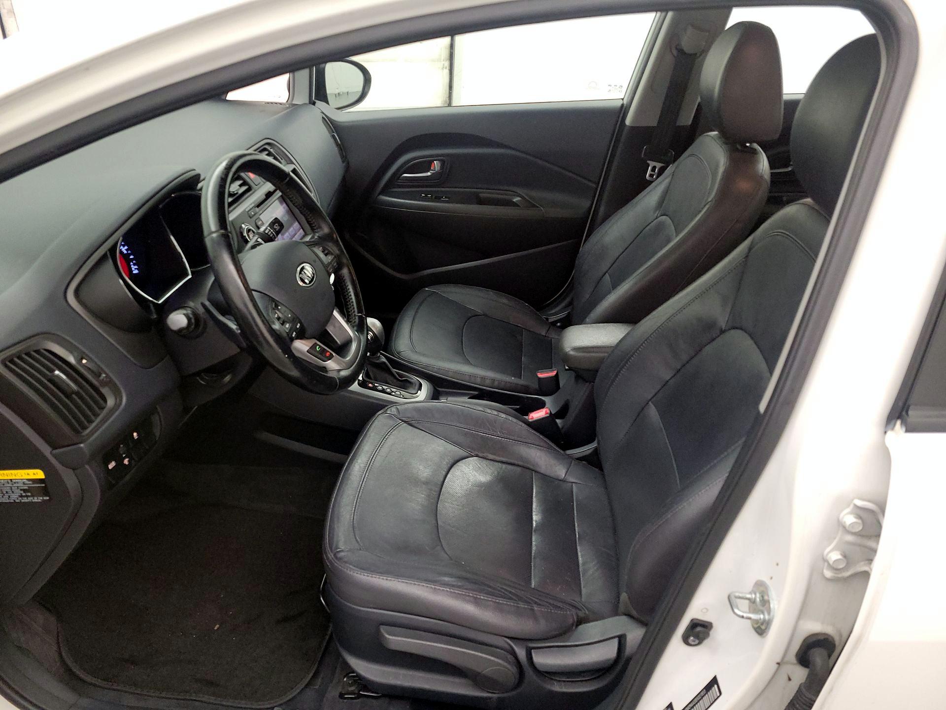 Thumbnail: 2014 Kia Rio - 11
