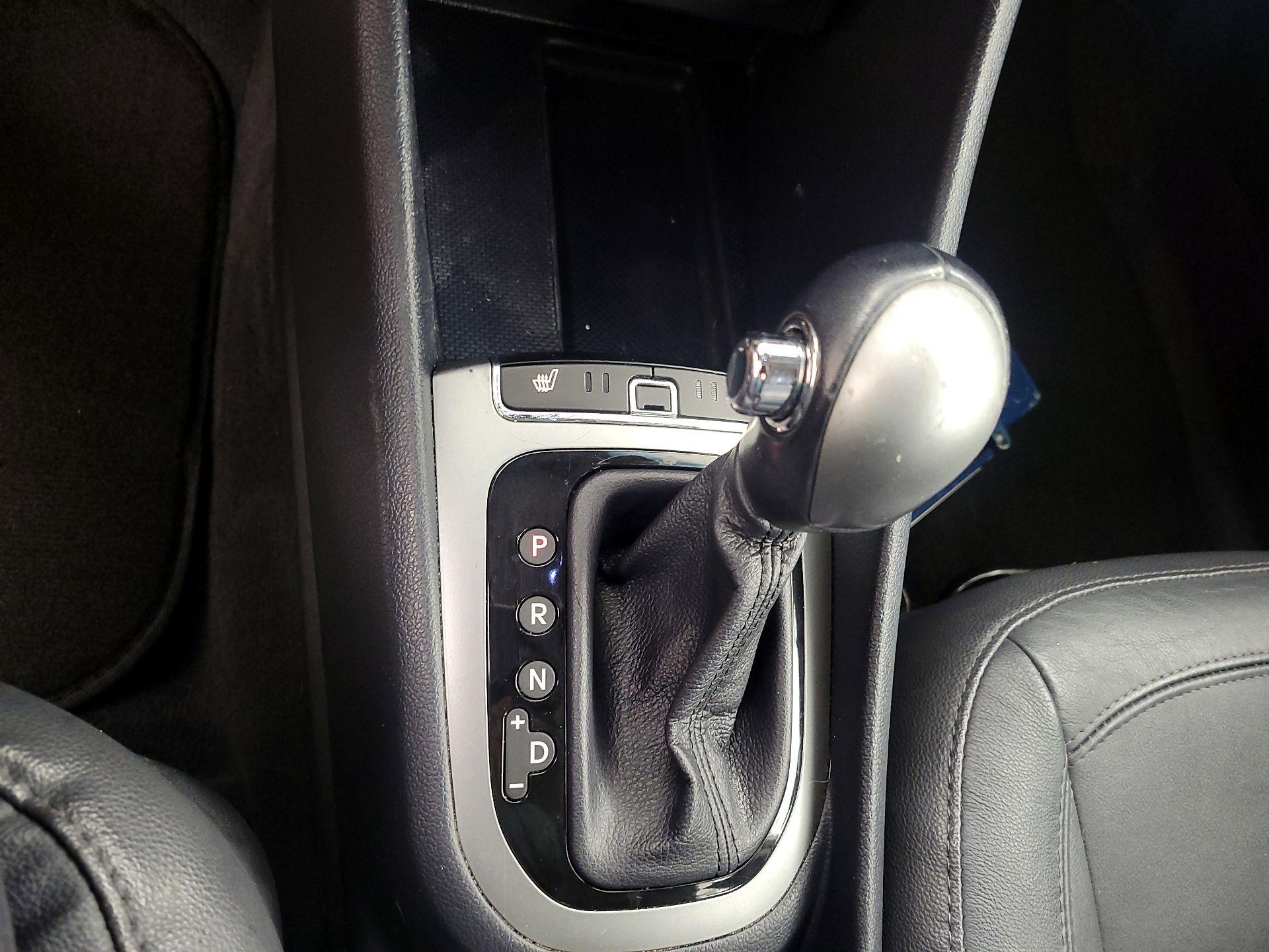 Thumbnail: 2014 Kia Rio - 15