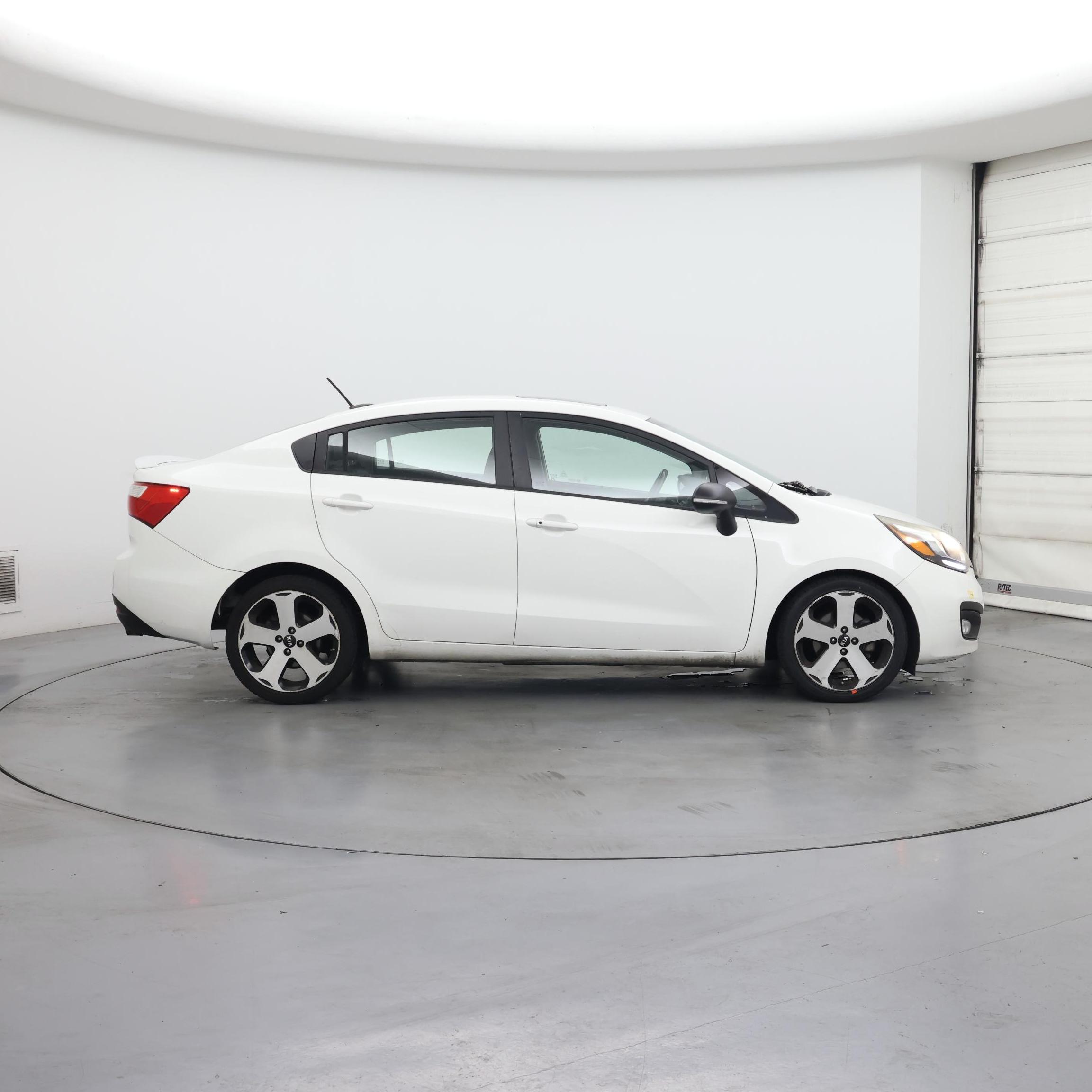 Thumbnail: 2014 Kia Rio - 7