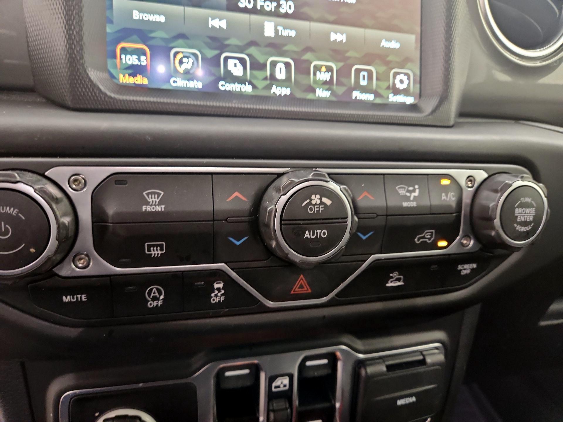 Thumbnail: 2023 Jeep Wrangler - 17