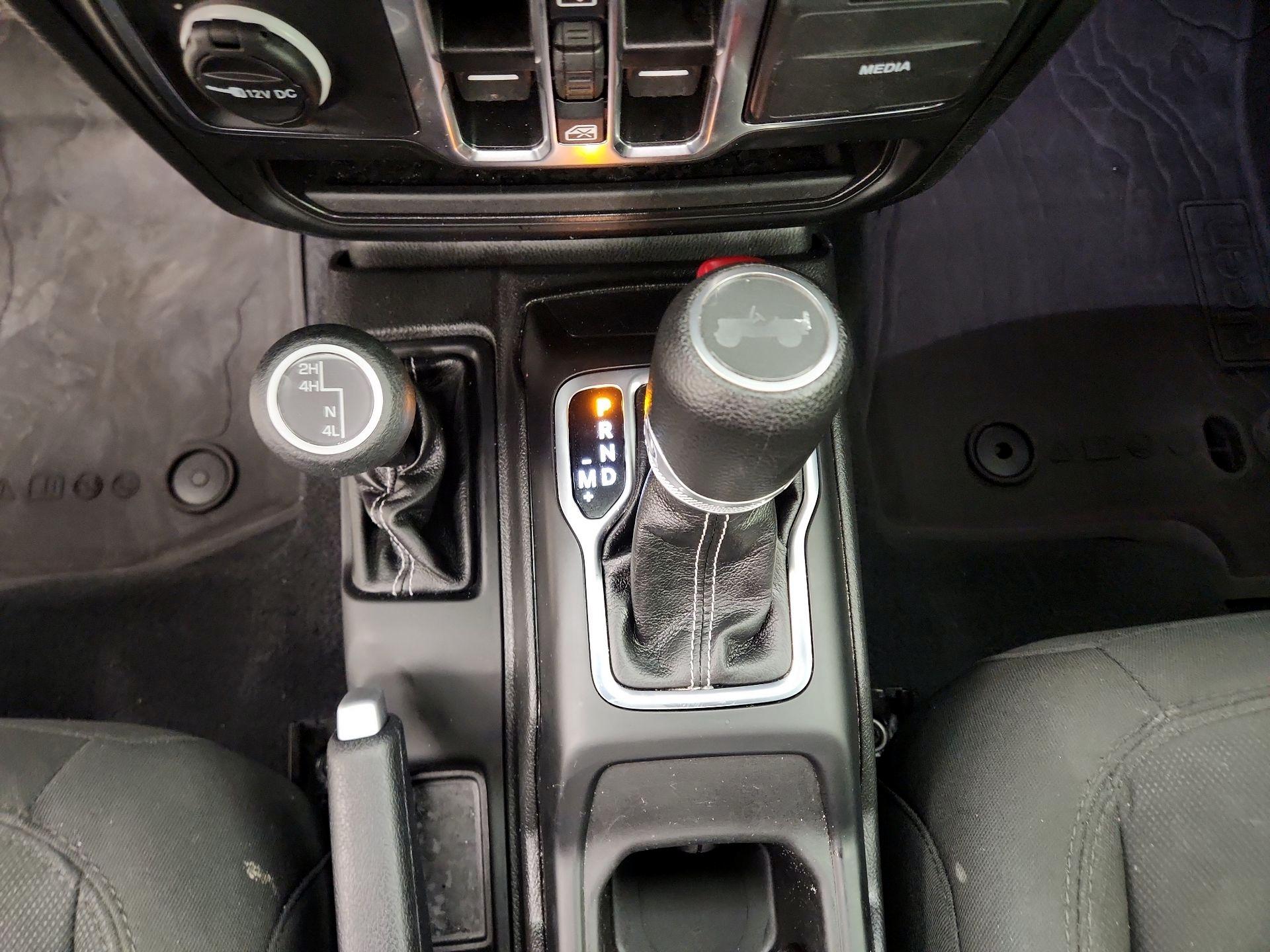 Thumbnail: 2023 Jeep Wrangler - 18