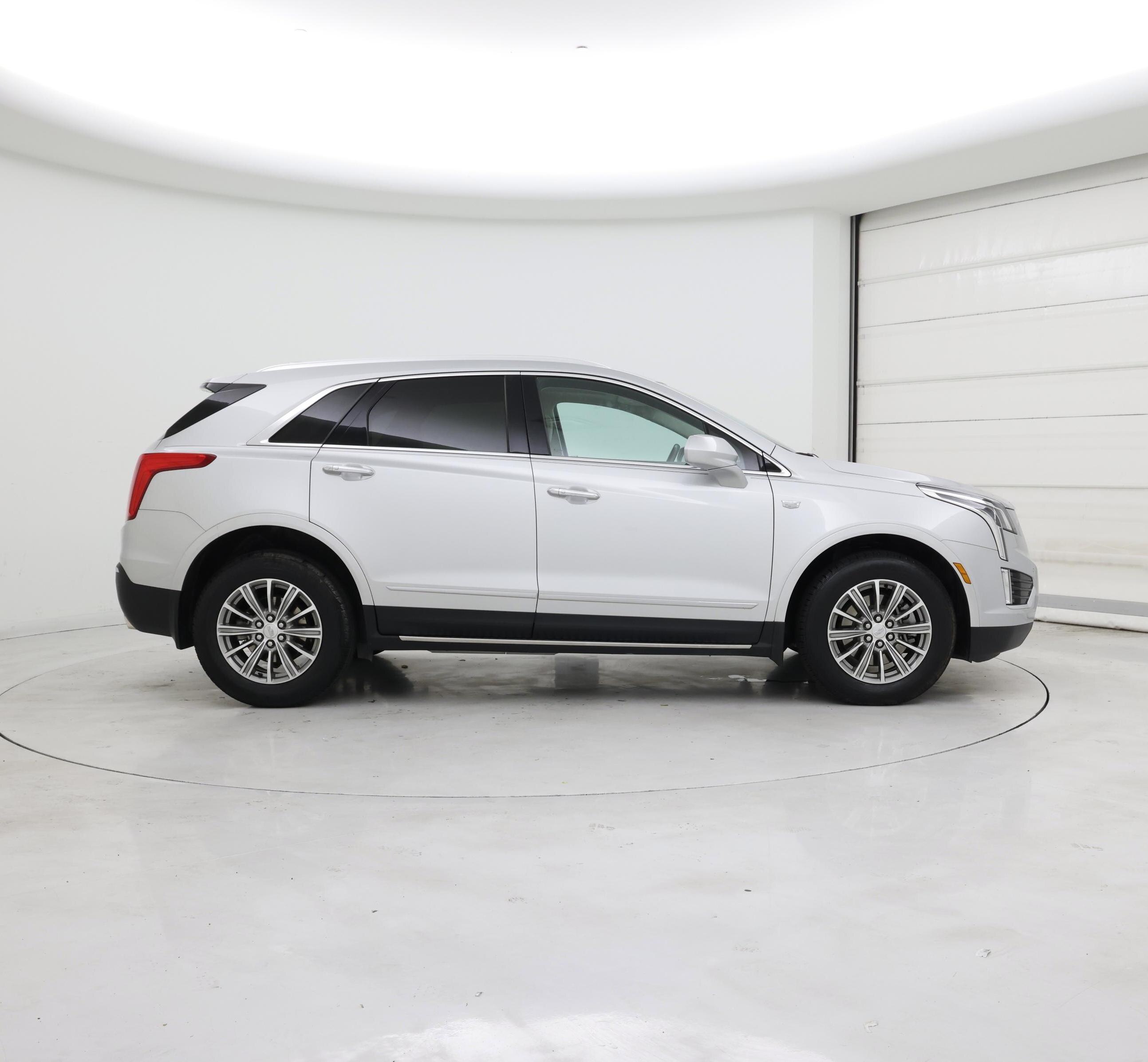 Thumbnail: 2017 Cadillac XT5 - 7