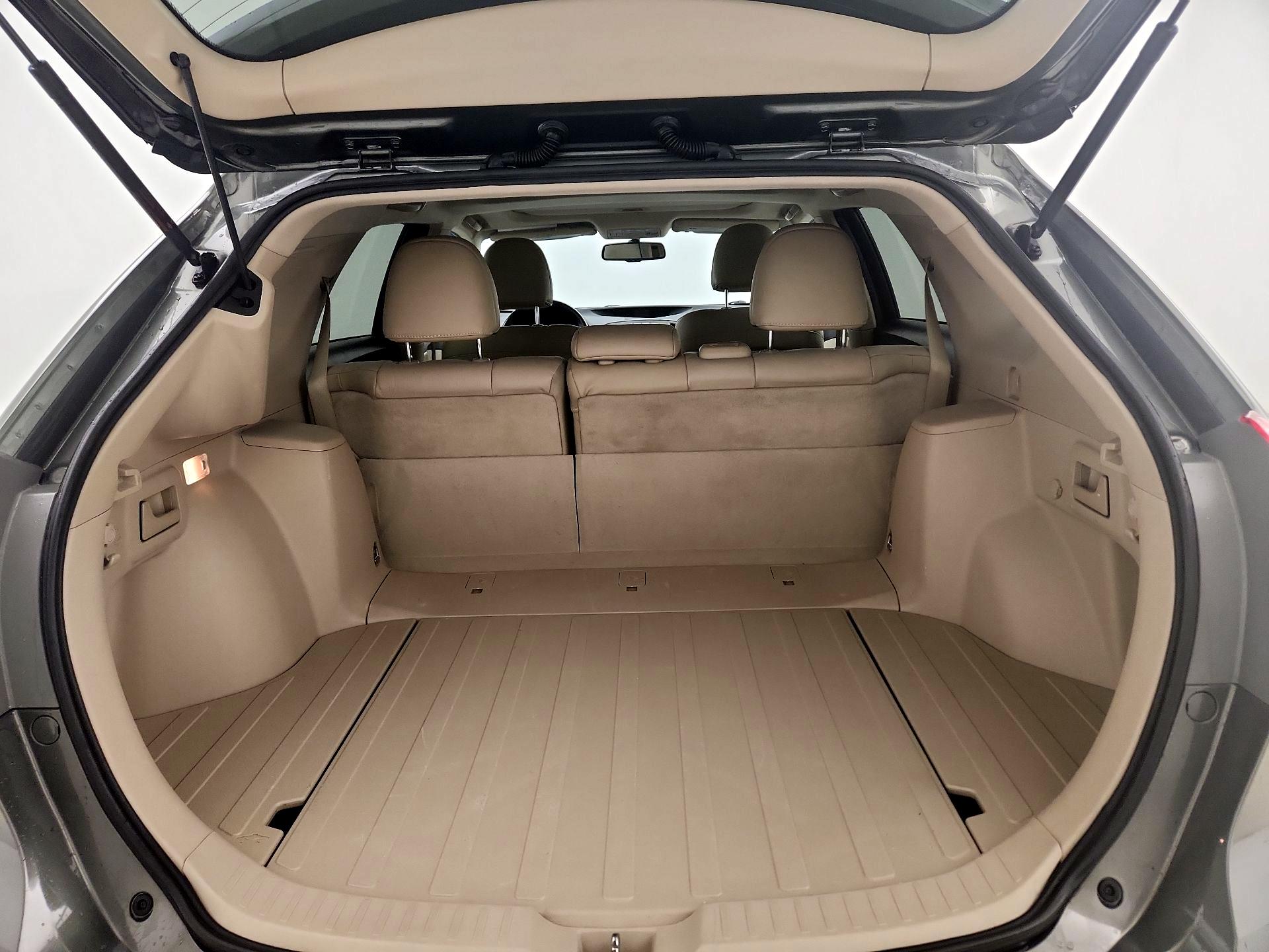 Thumbnail: 2013 Toyota Venza - 20