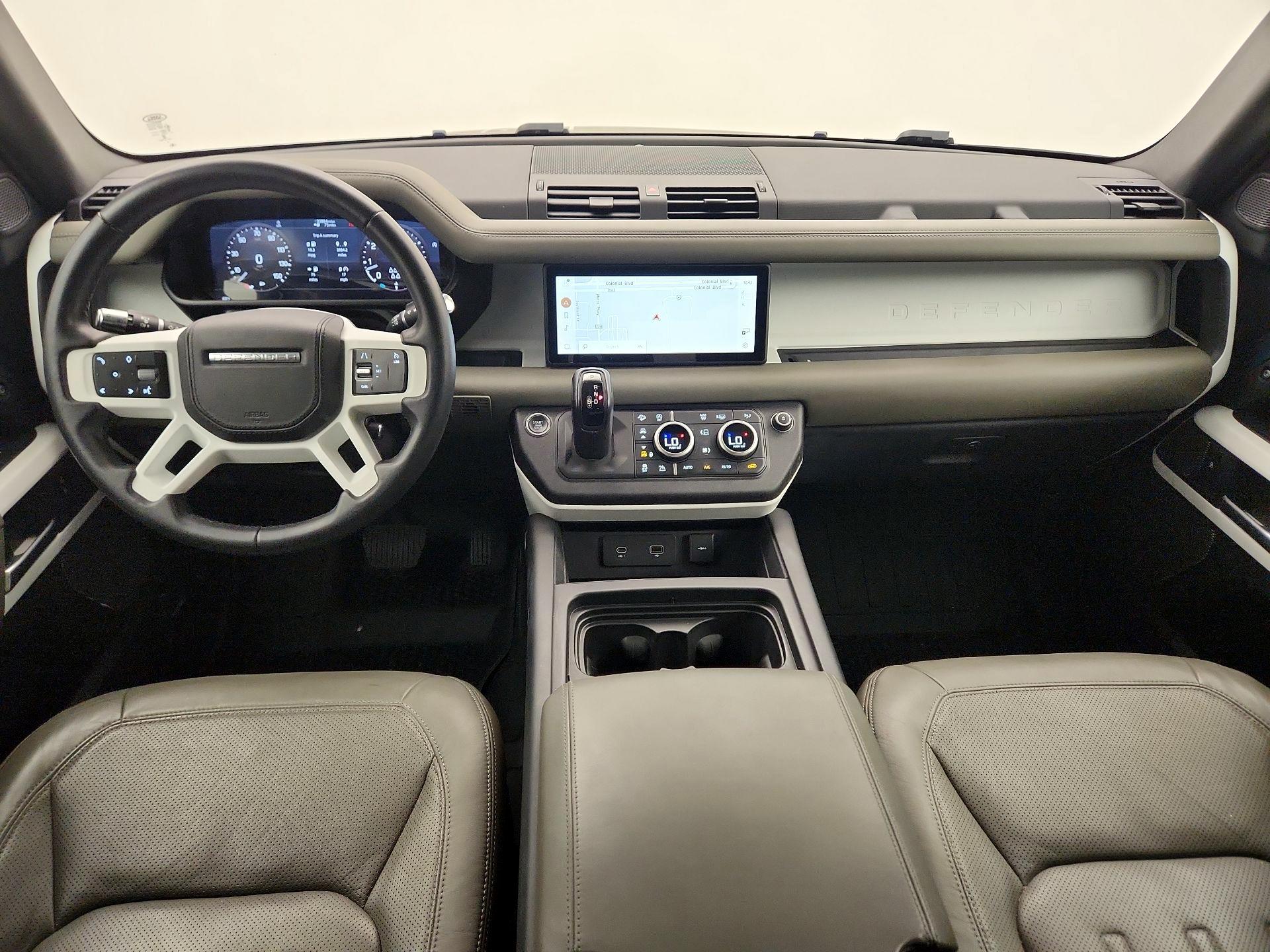 Thumbnail: 2020 Land Rover Defender - 9