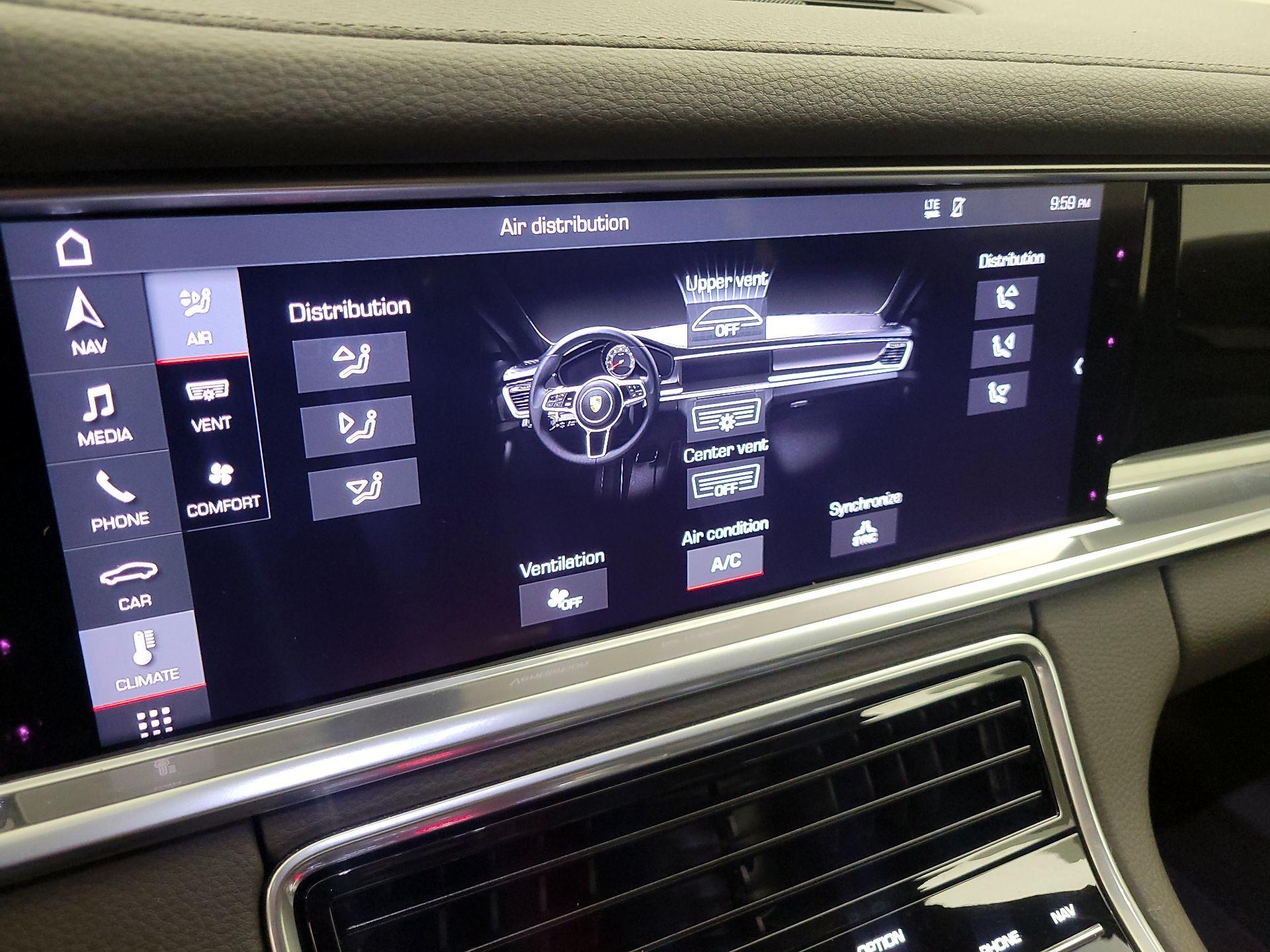 Thumbnail: 2018 Porsche Panamera - 17