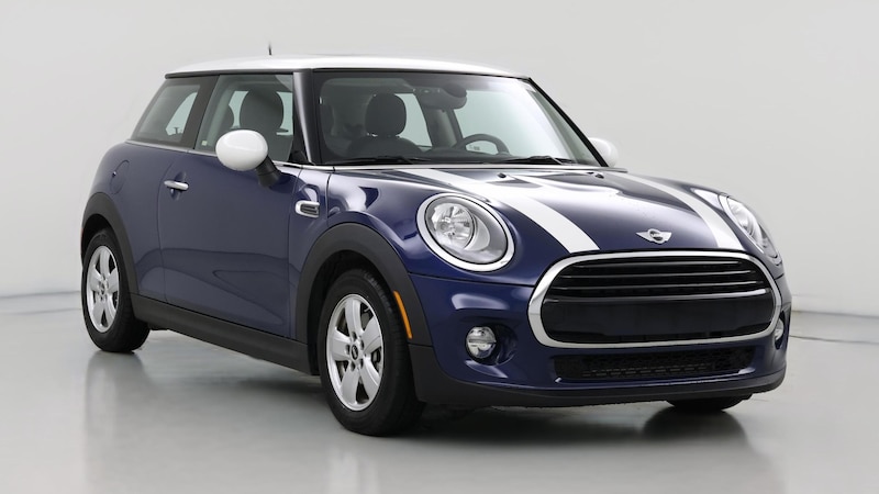 2016 MINI Cooper Hardtop  Hero Image