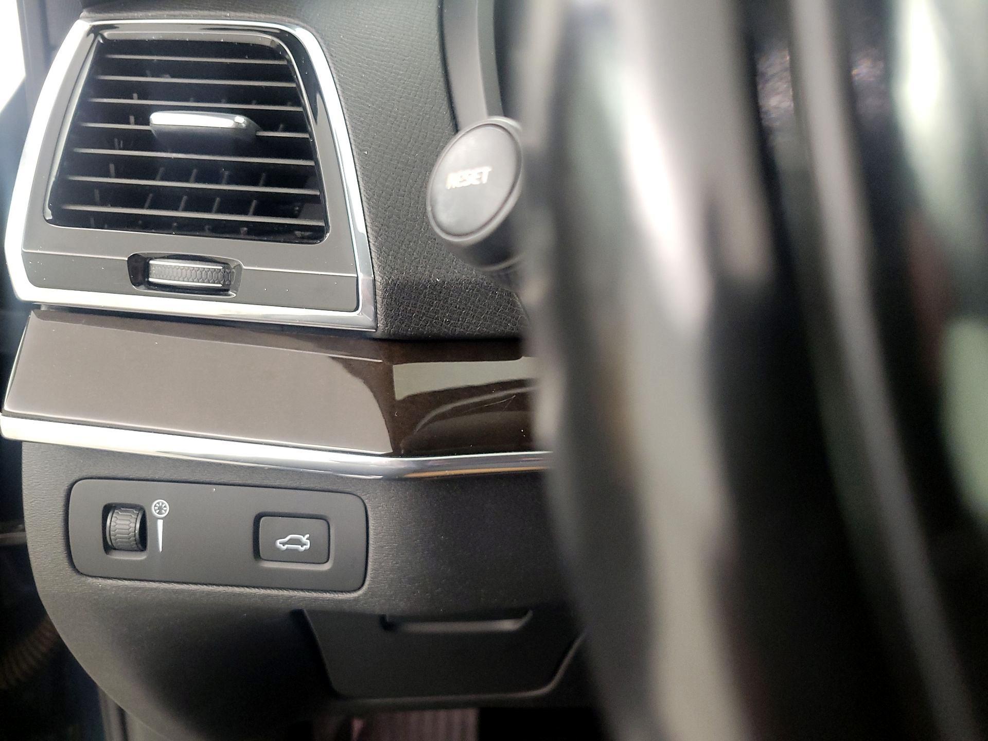 Thumbnail: 2018 Volvo XC90 - 13