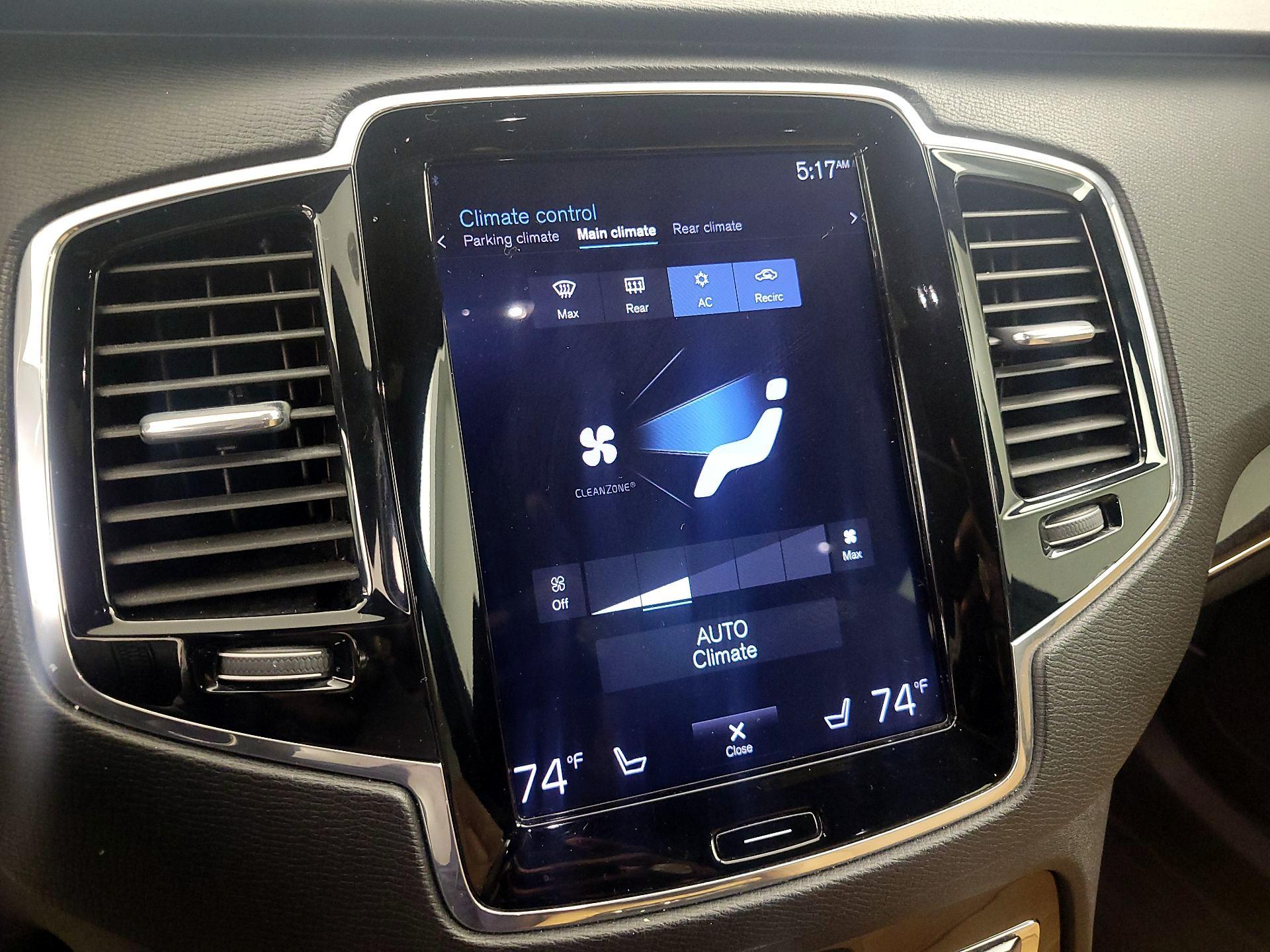 Thumbnail: 2018 Volvo XC90 - 16
