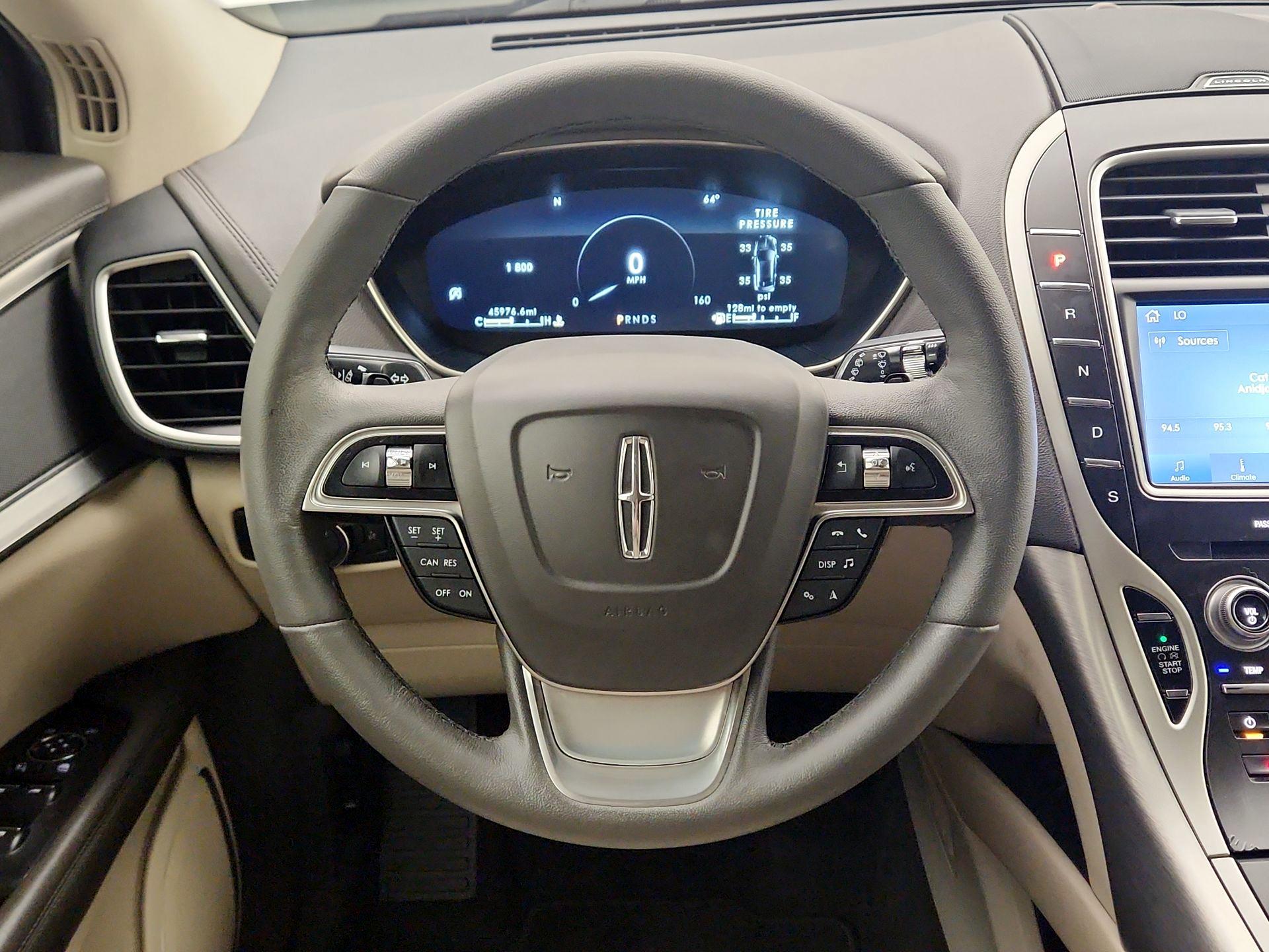 Thumbnail: 2019 Lincoln Nautilus - 10