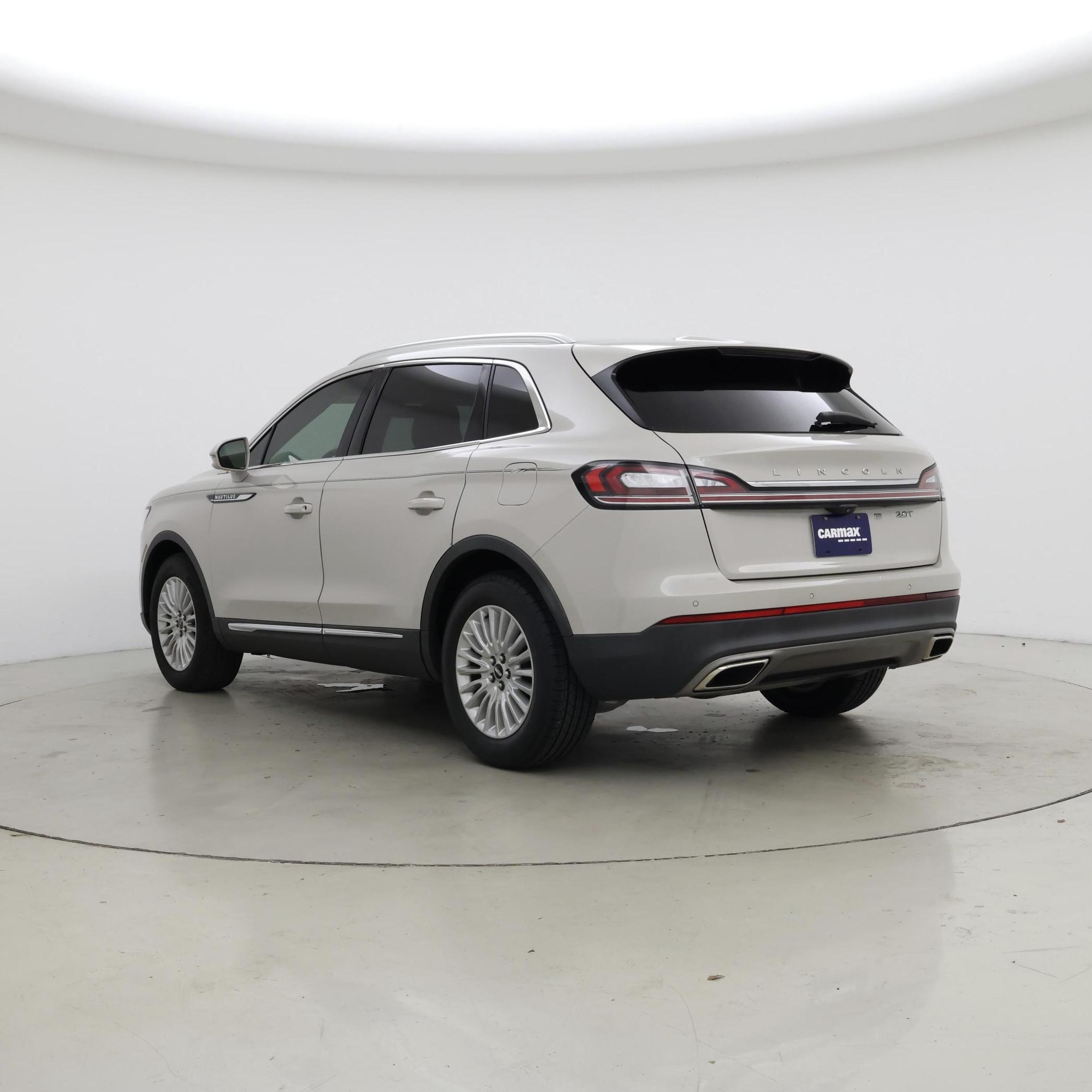Thumbnail: 2019 Lincoln Nautilus - 2