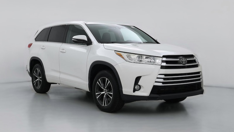 2018 Toyota Highlander Plus Hero Image