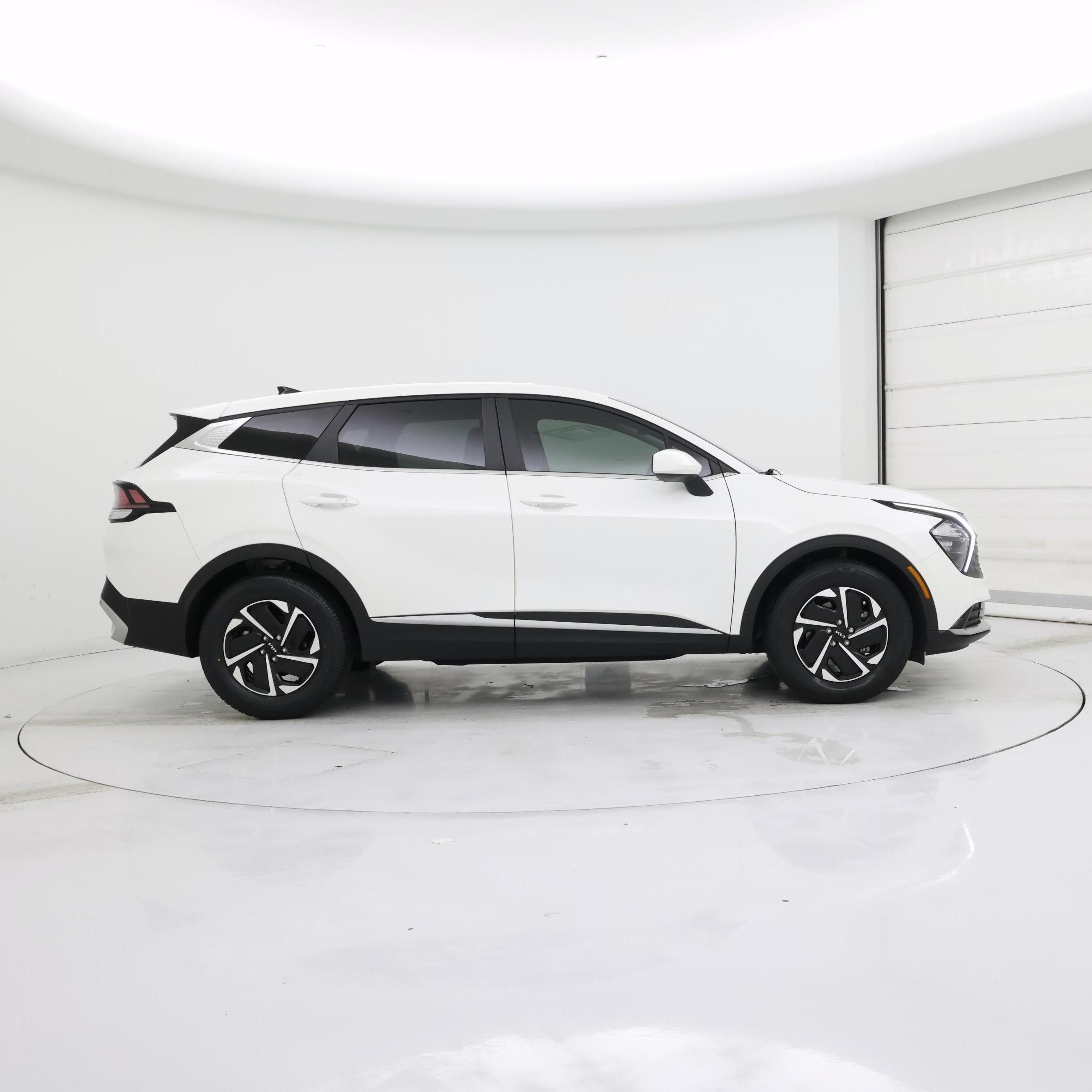 Thumbnail: 2023 Kia Sportage - 7