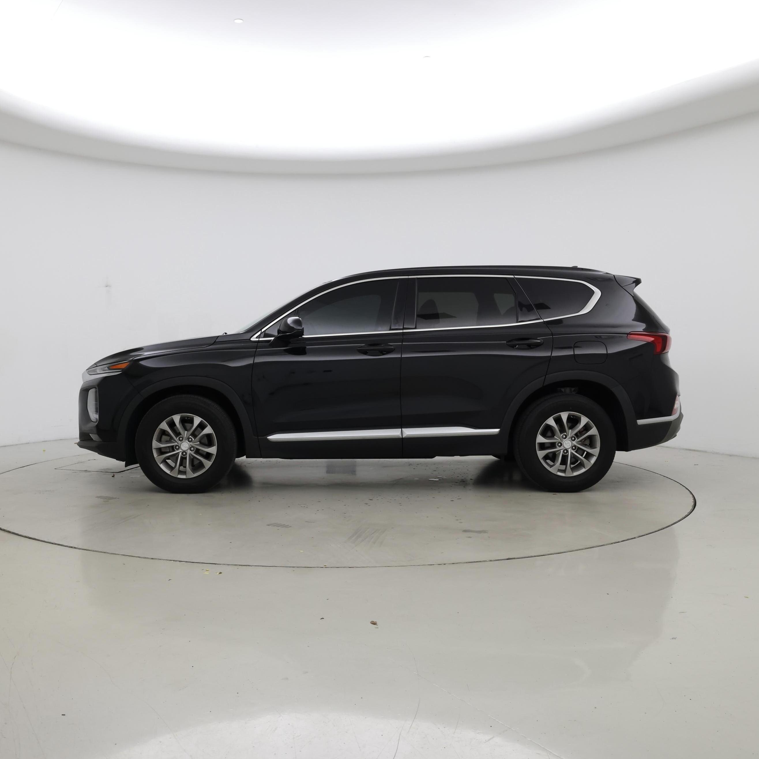 Thumbnail: 2020 Hyundai Santa Fe - 3