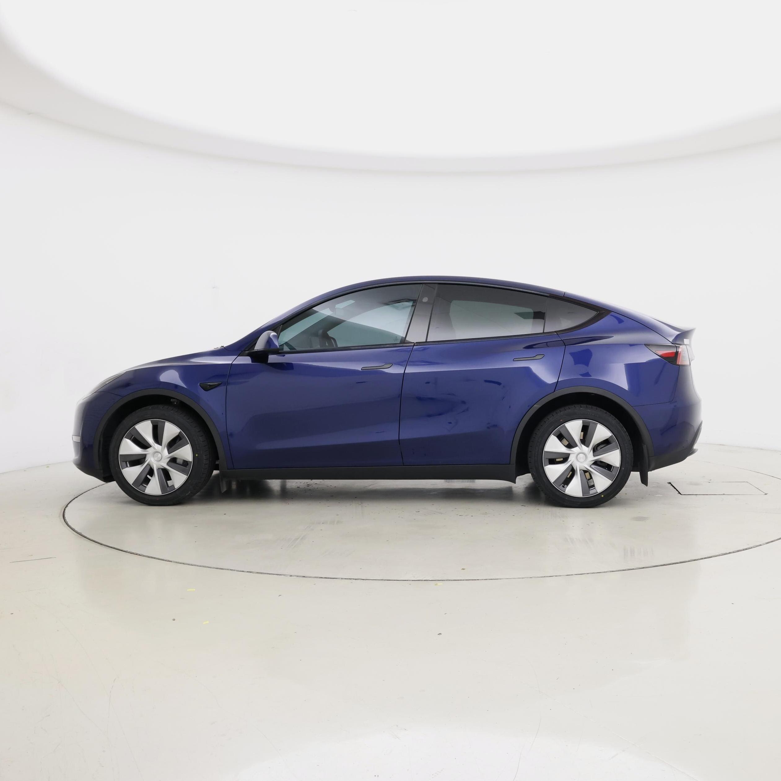 Thumbnail: 2024 Tesla Model Y - 3