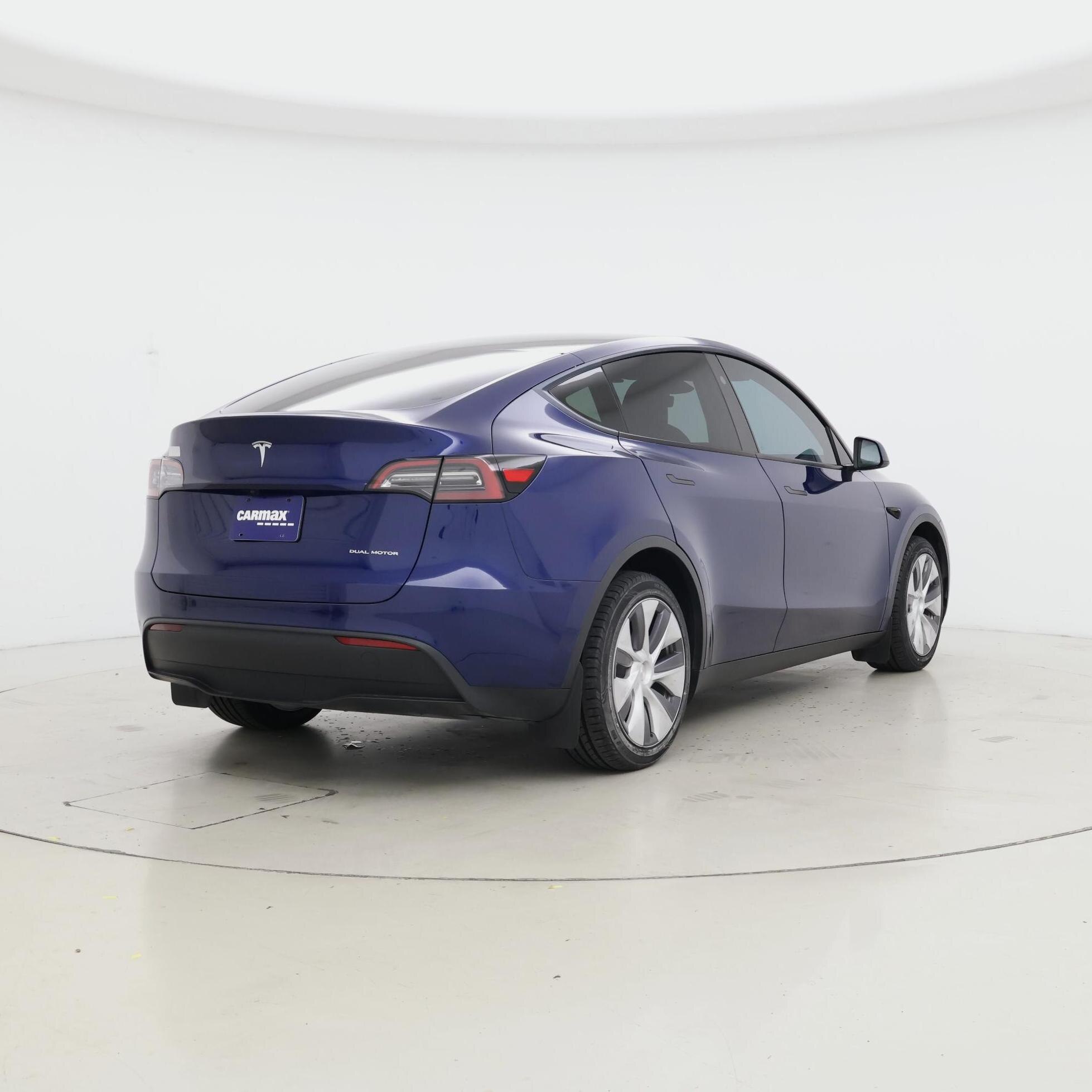 Thumbnail: 2024 Tesla Model Y - 8