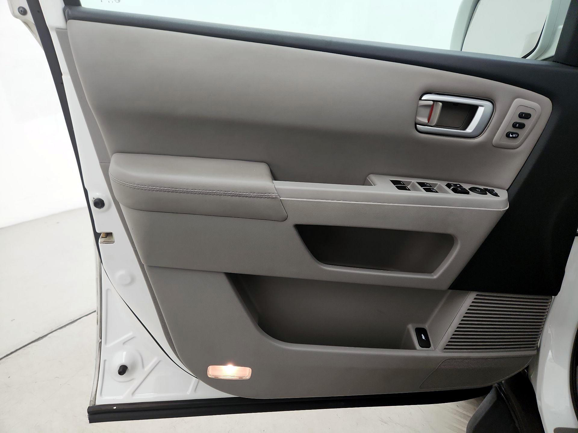 Thumbnail: 2014 Honda Pilot - 12