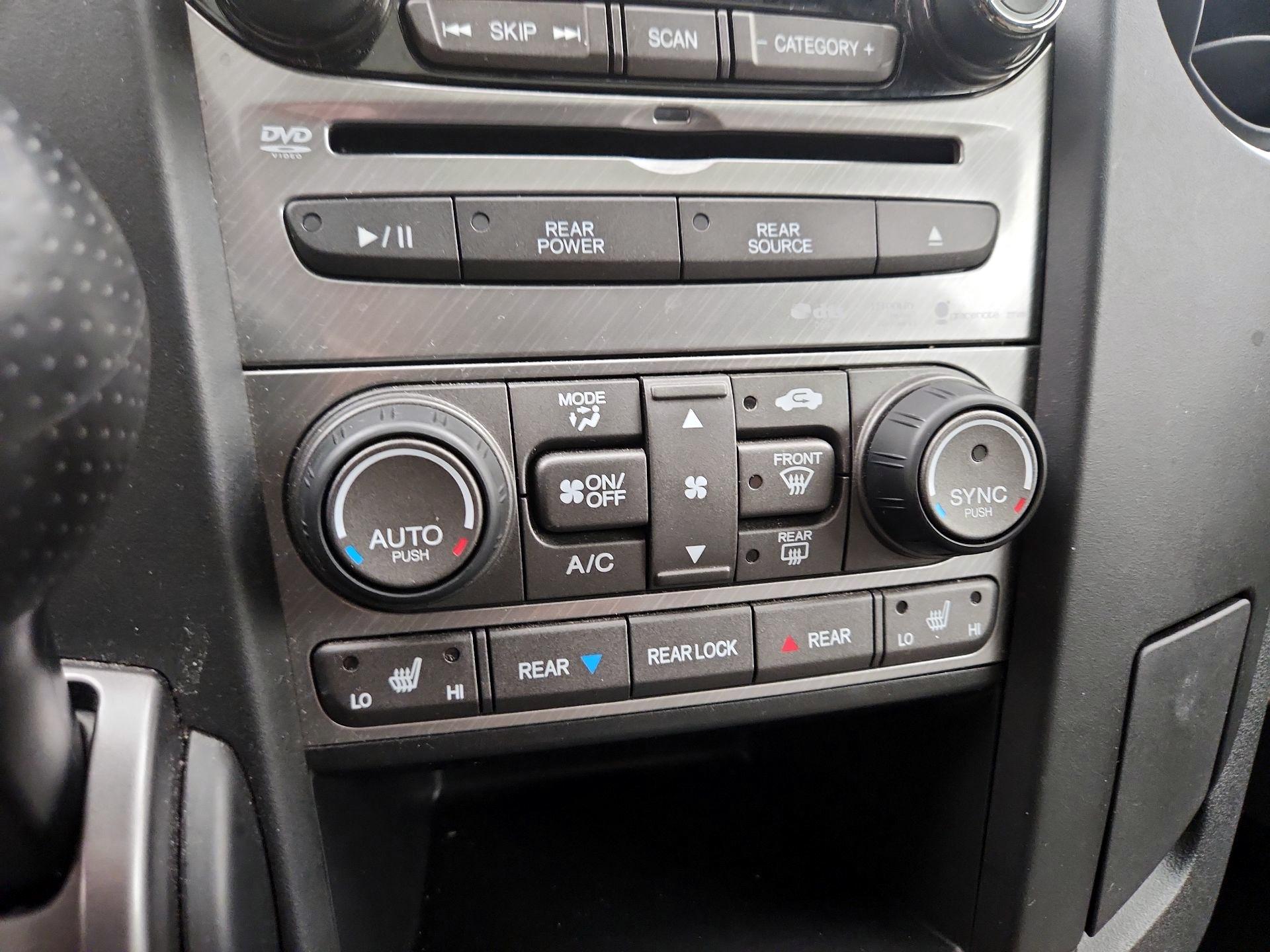 Thumbnail: 2014 Honda Pilot - 16