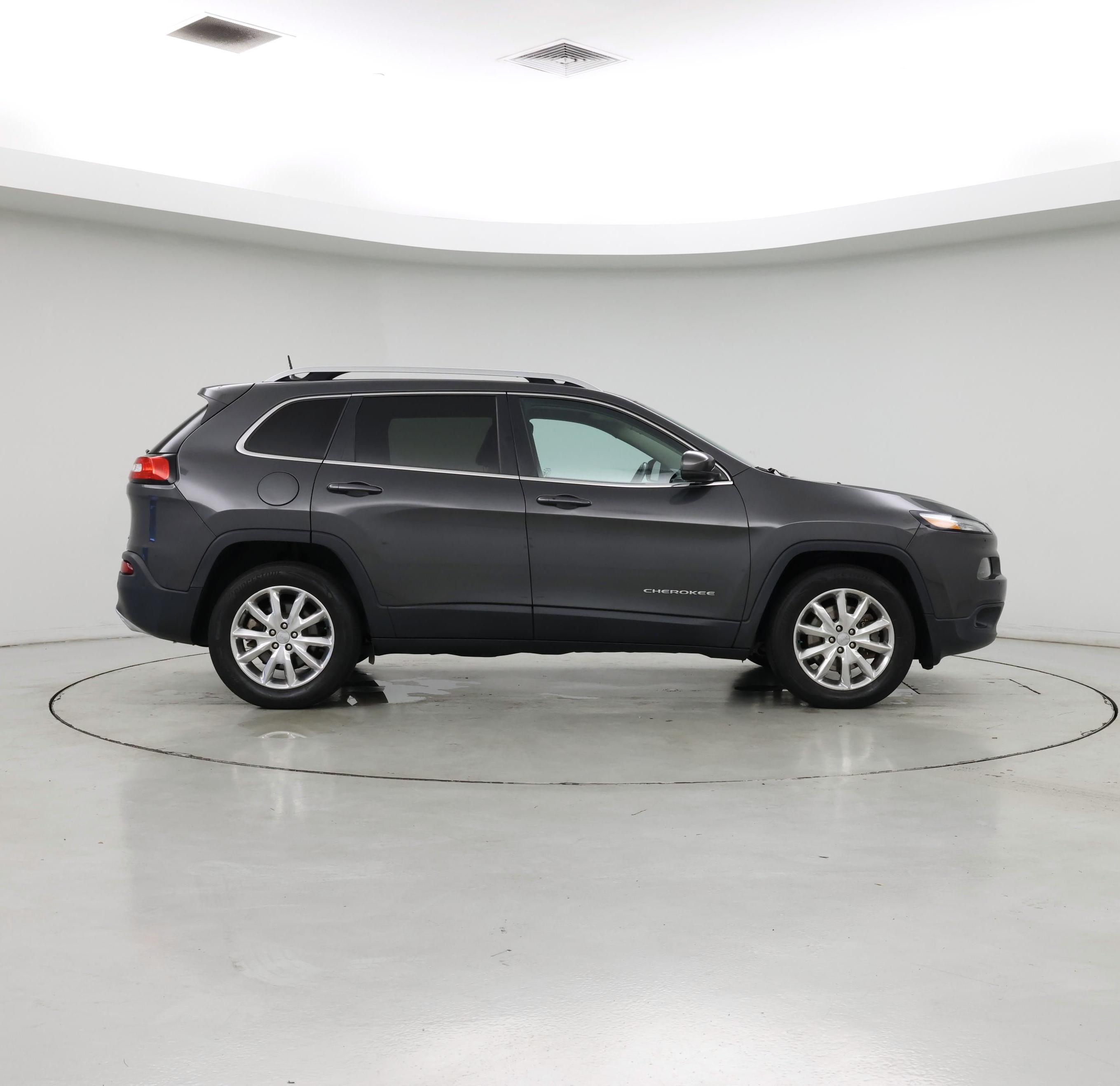 Thumbnail: 2016 Jeep Cherokee - 7