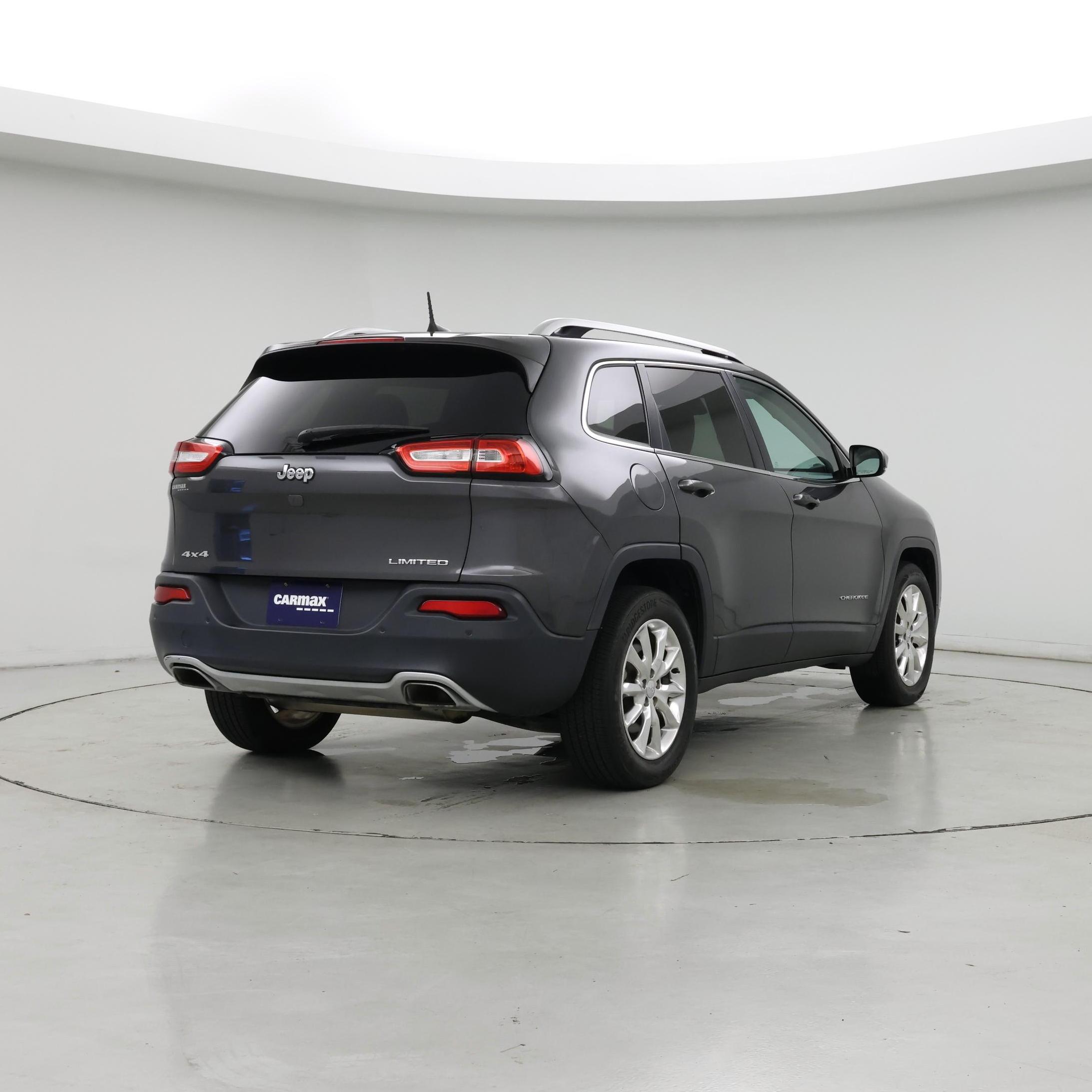Thumbnail: 2016 Jeep Cherokee - 8