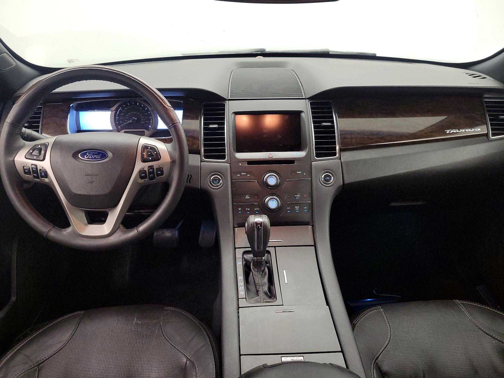 Thumbnail: 2014 Ford Taurus - 9