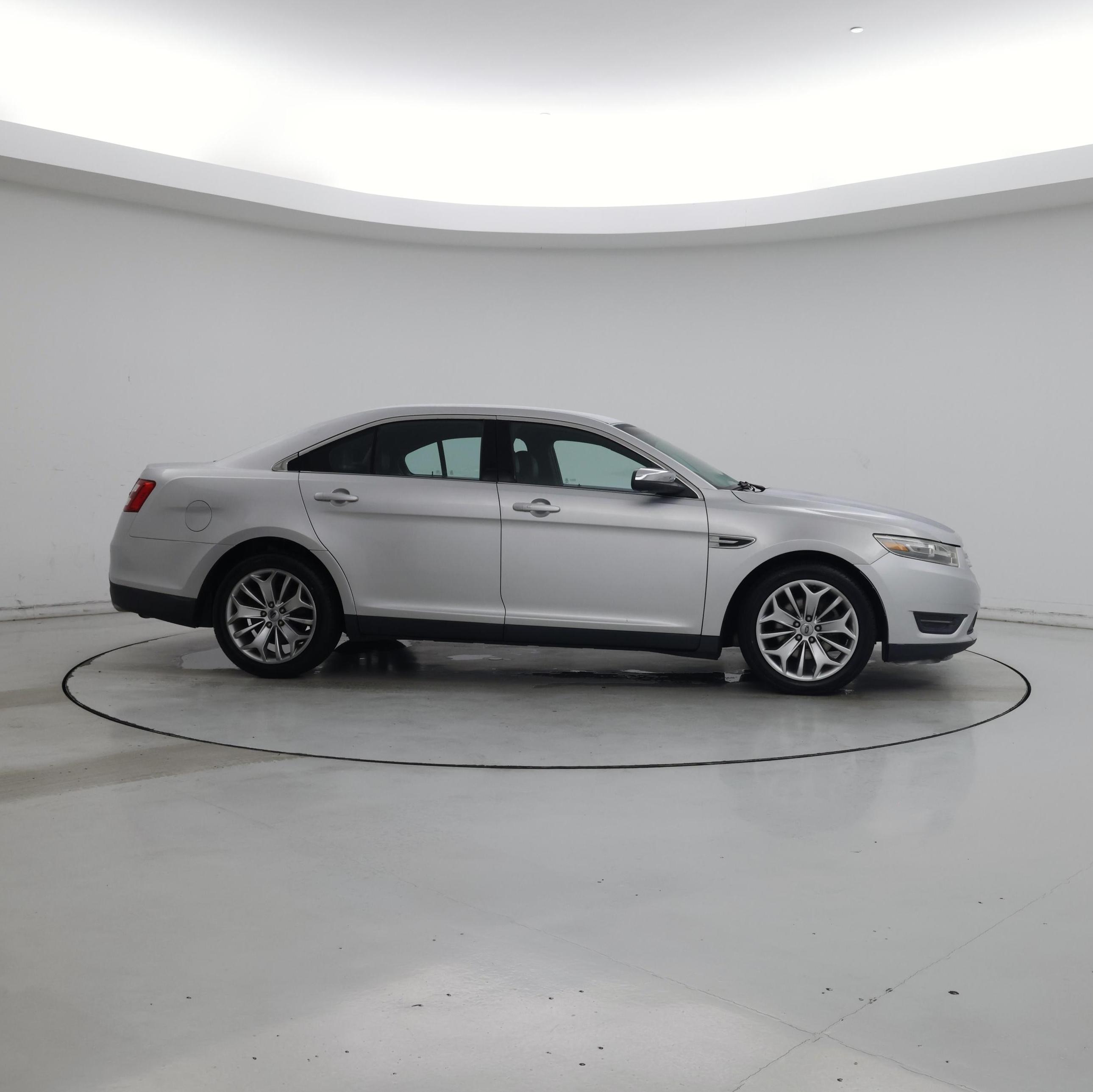 Thumbnail: 2014 Ford Taurus - 7
