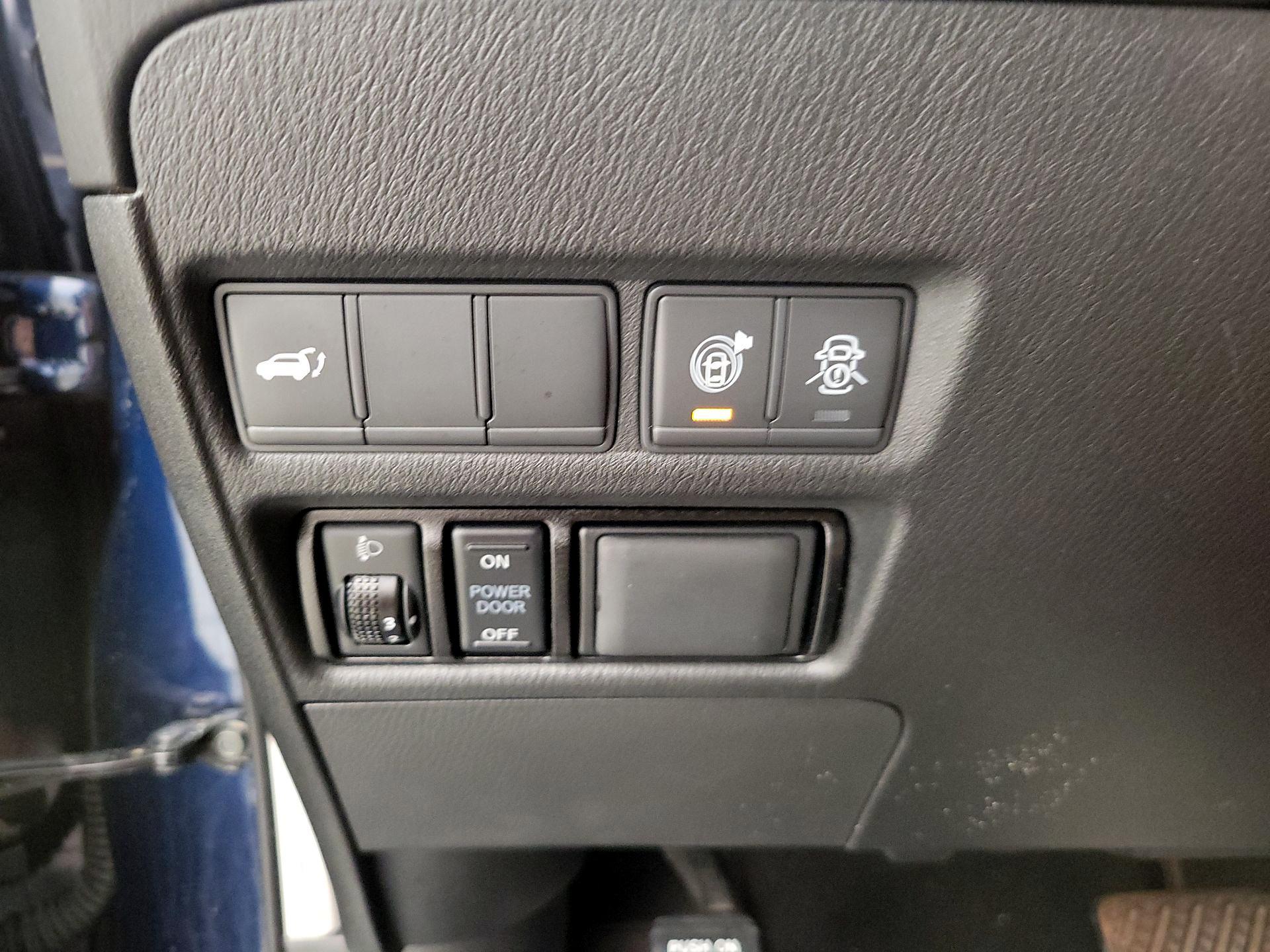 Thumbnail: 2019 Nissan Armada - 13