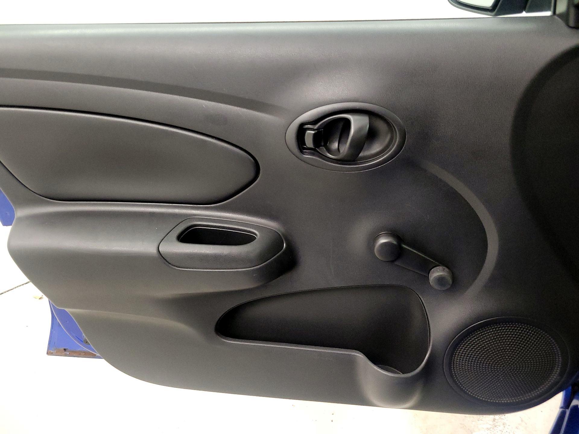 Thumbnail: 2015 Nissan Versa - 12