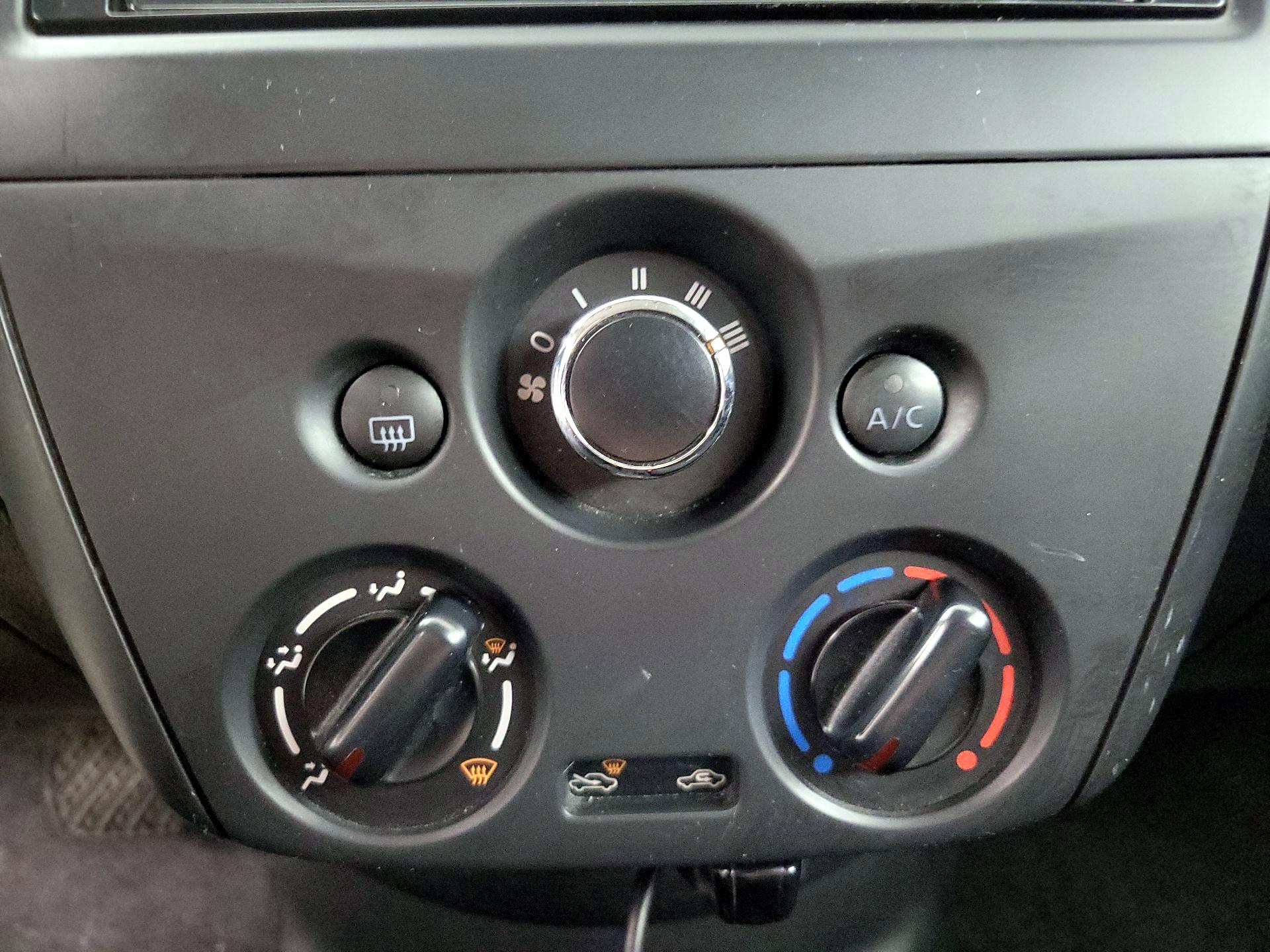 Thumbnail: 2015 Nissan Versa - 15