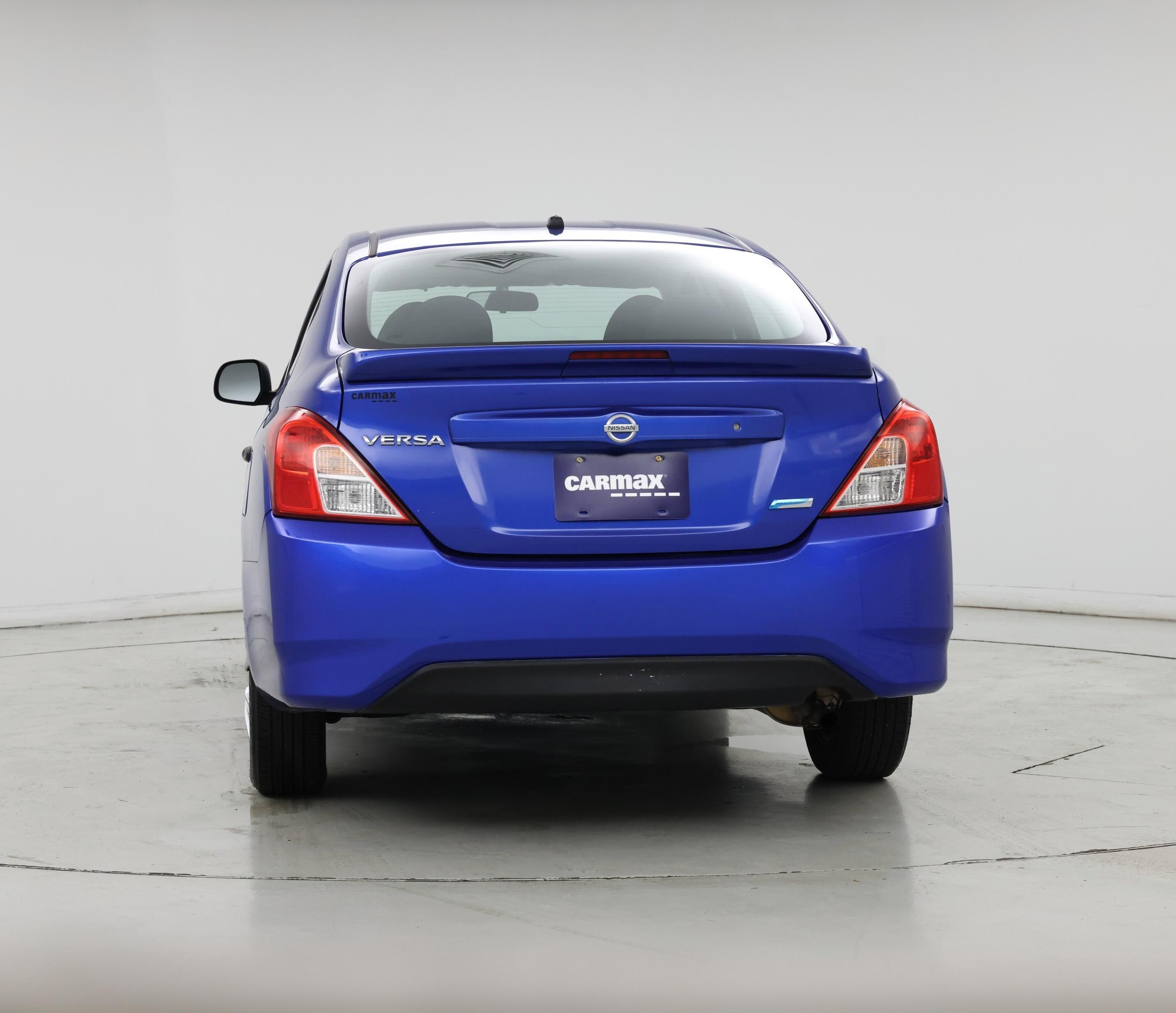 Thumbnail: 2015 Nissan Versa - 6