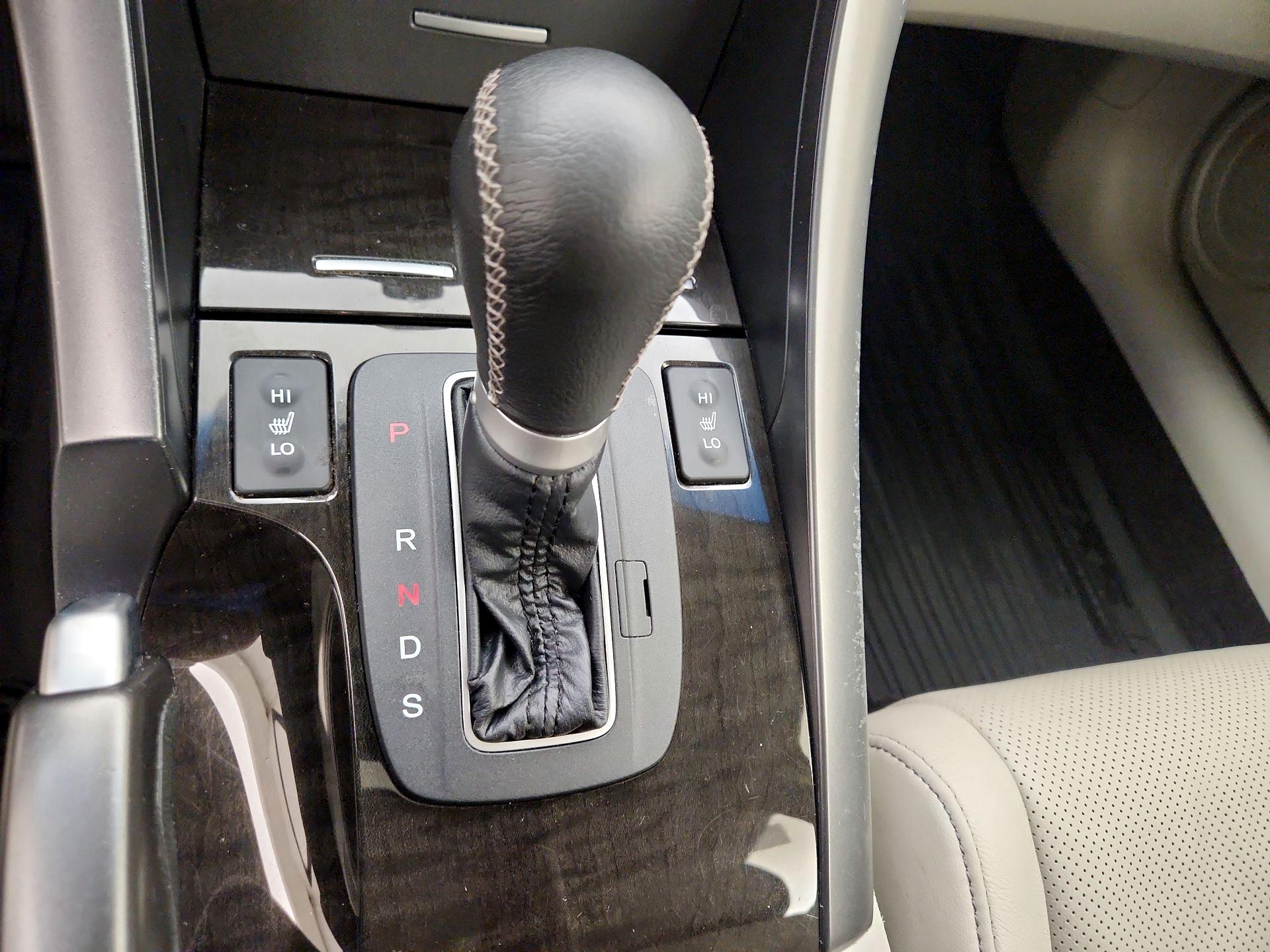Thumbnail: 2013 Acura TSX - 16
