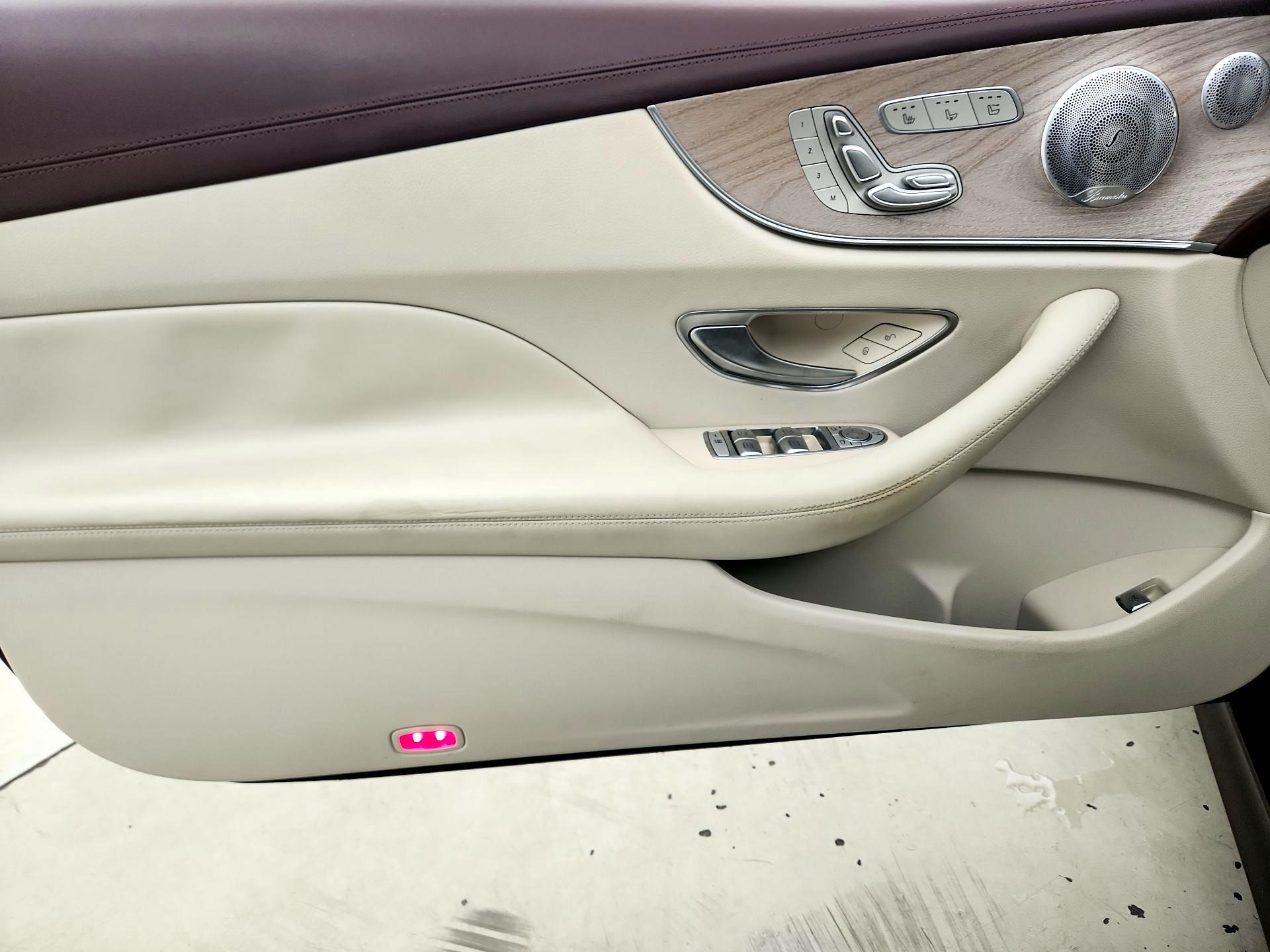 Thumbnail: 2020 Mercedes-Benz E-Class - 12