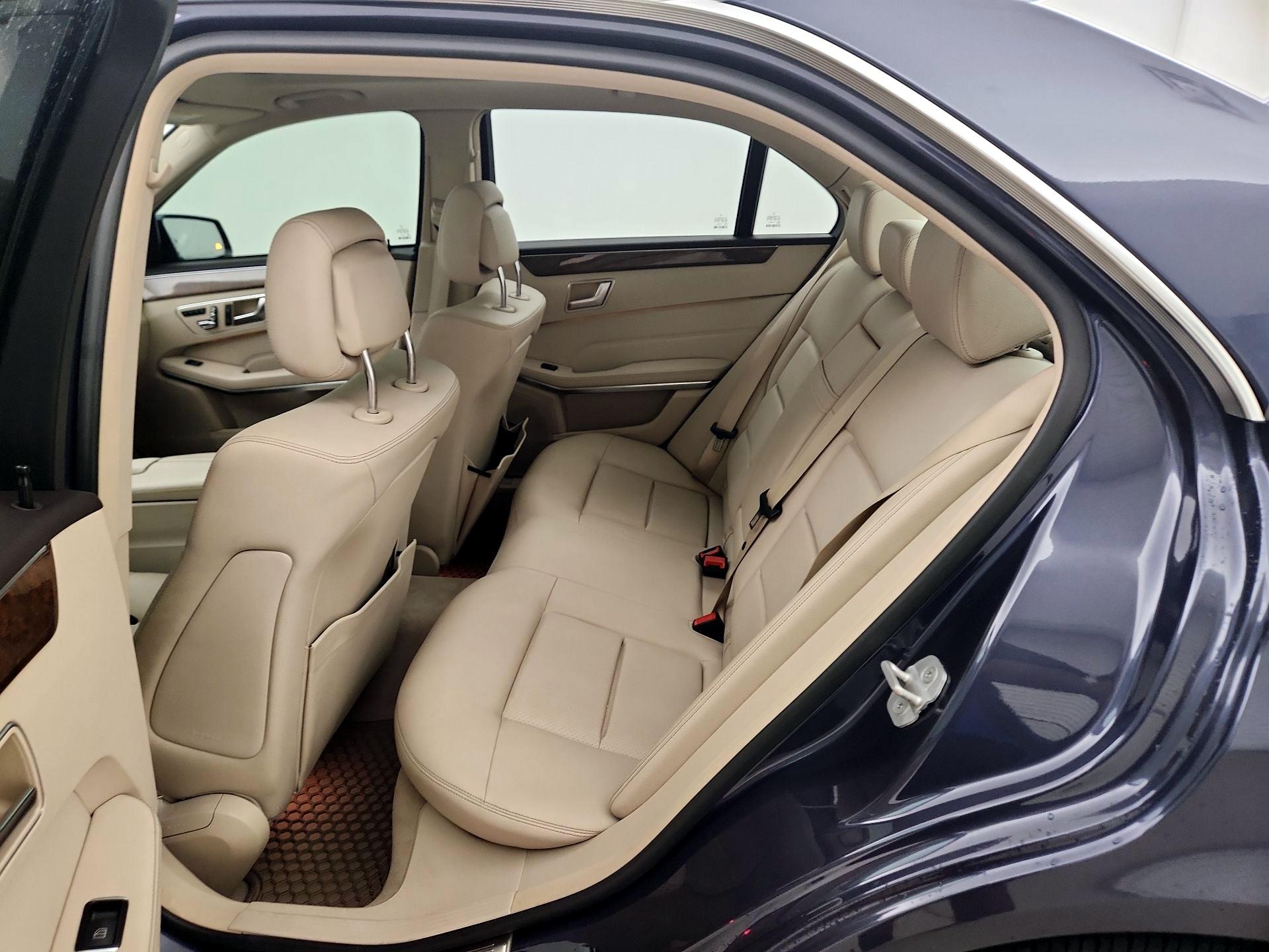 Thumbnail: 2014 Mercedes-Benz E-Class - 20