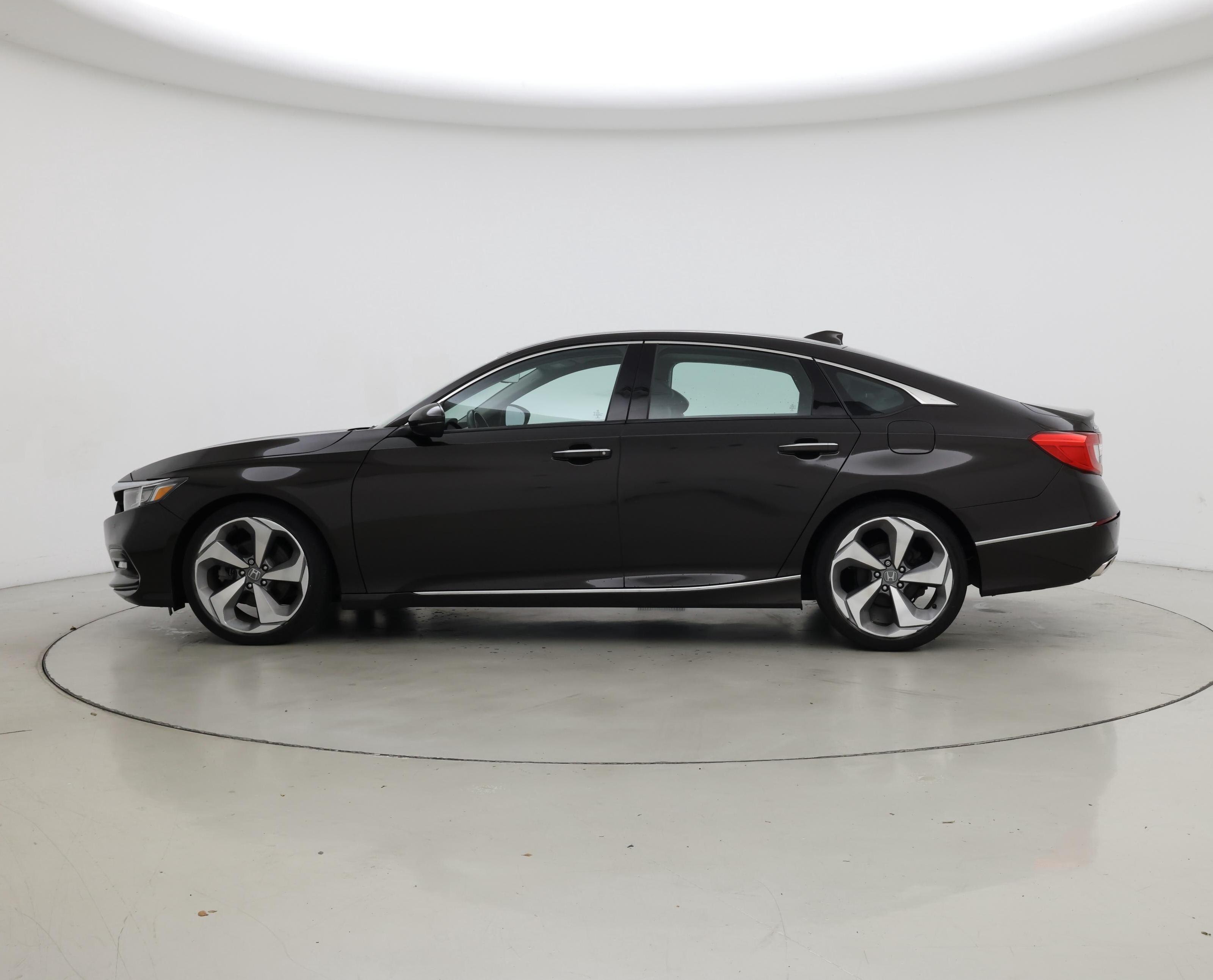 Thumbnail: 2018 Honda Accord - 3