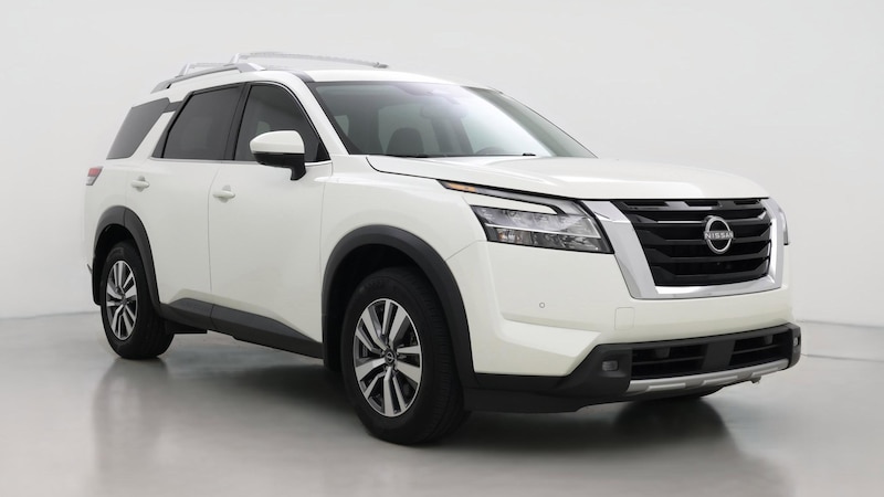 2022 Nissan Pathfinder SL Hero Image