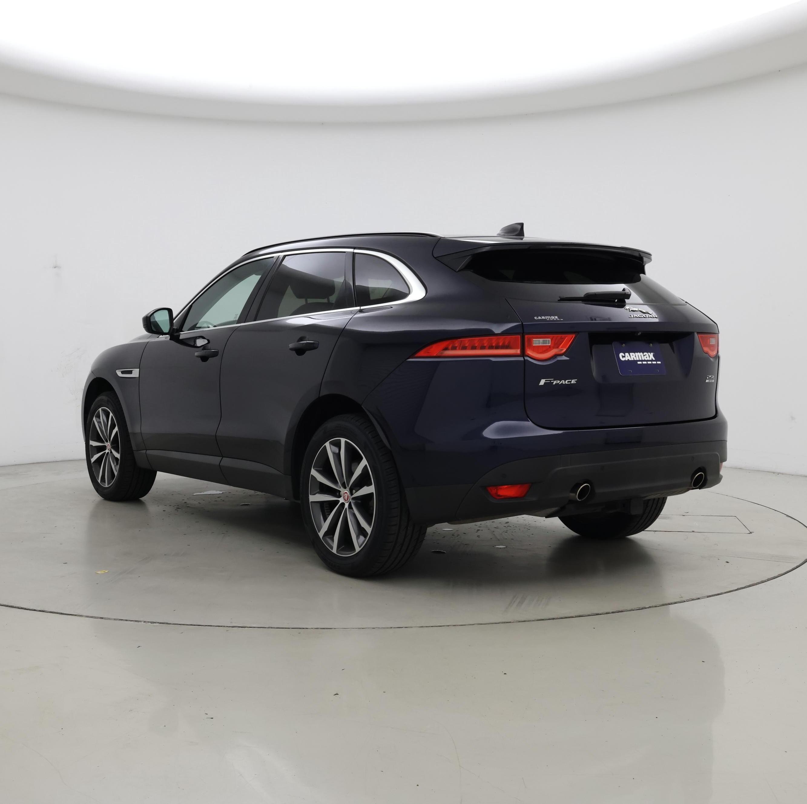 Thumbnail: 2020 Jaguar F-Pace - 2