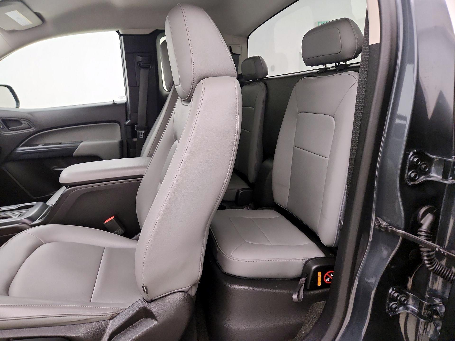 Thumbnail: 2016 Chevrolet Colorado - 19