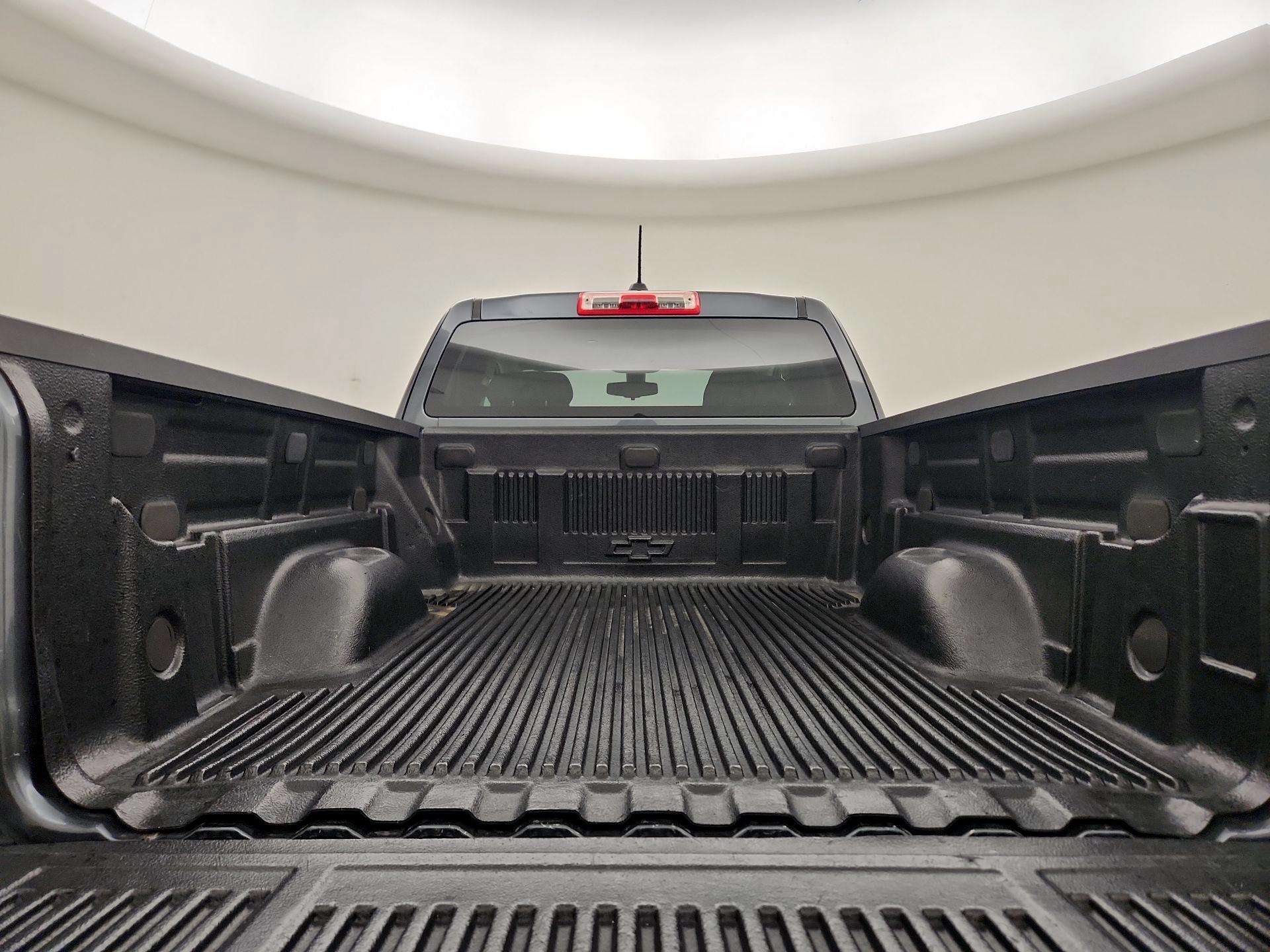 Thumbnail: 2016 Chevrolet Colorado - 20