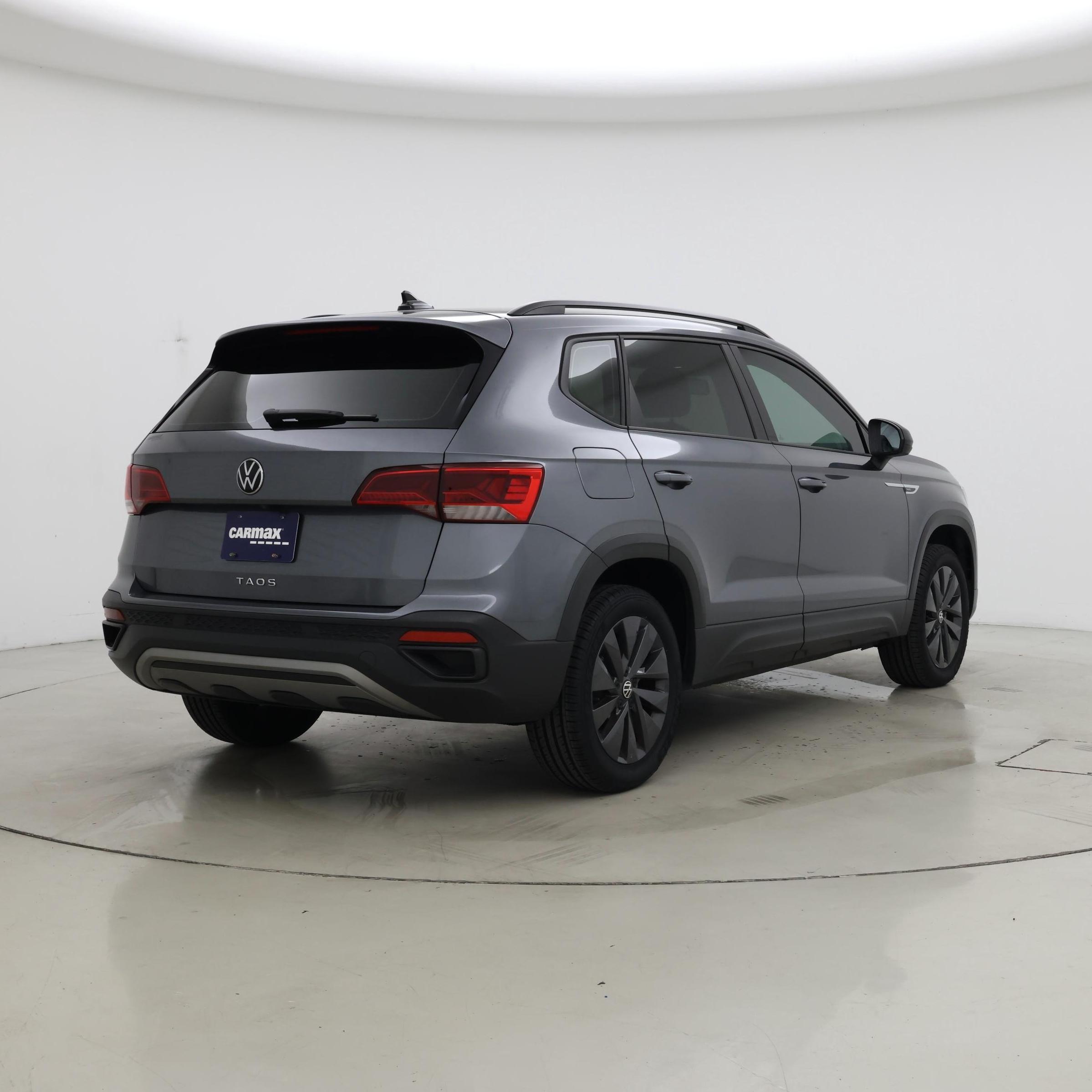 Thumbnail: 2022 Volkswagen Taos - 8