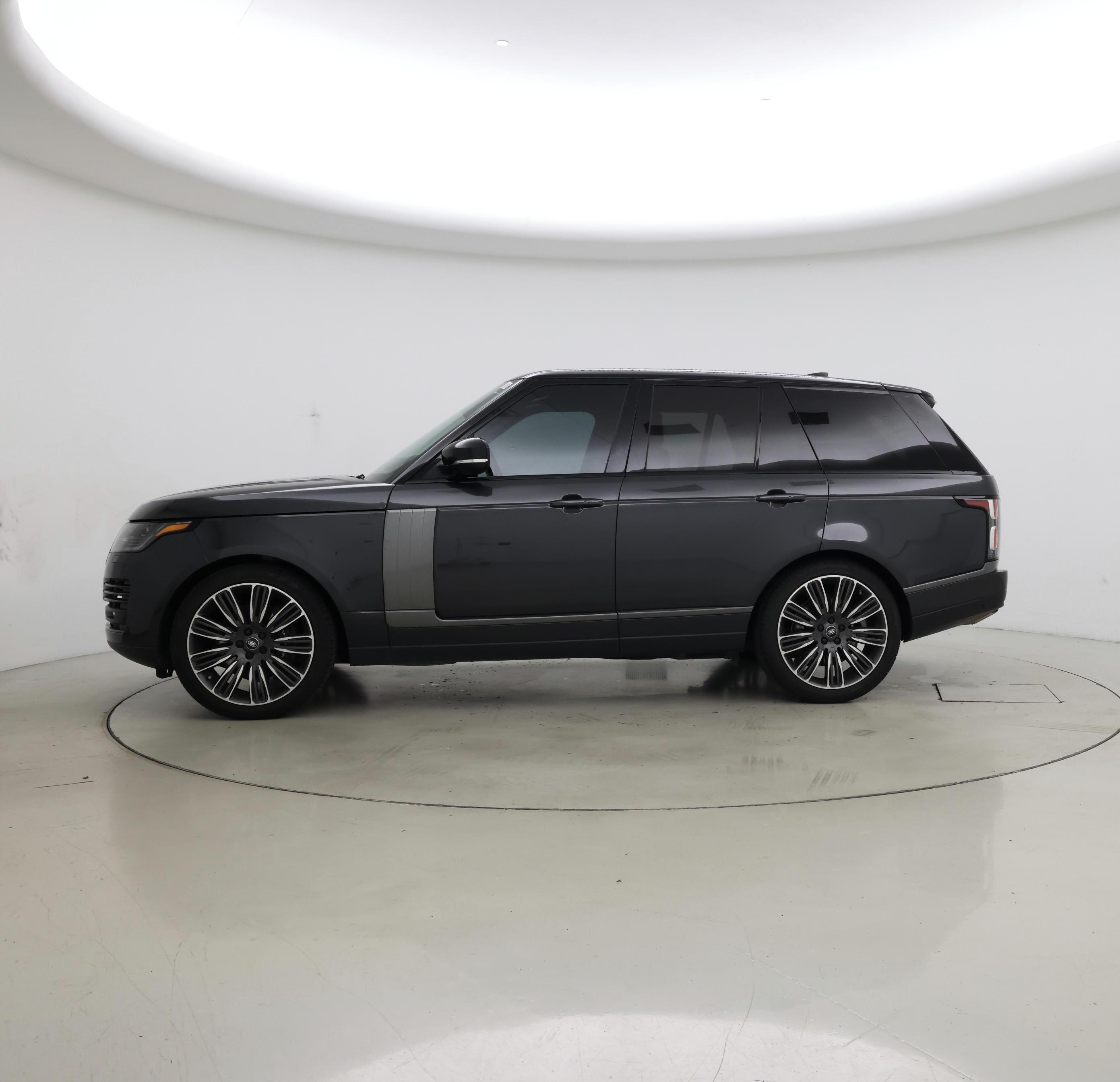 Thumbnail: 2020 Land Rover Range Rover - 3
