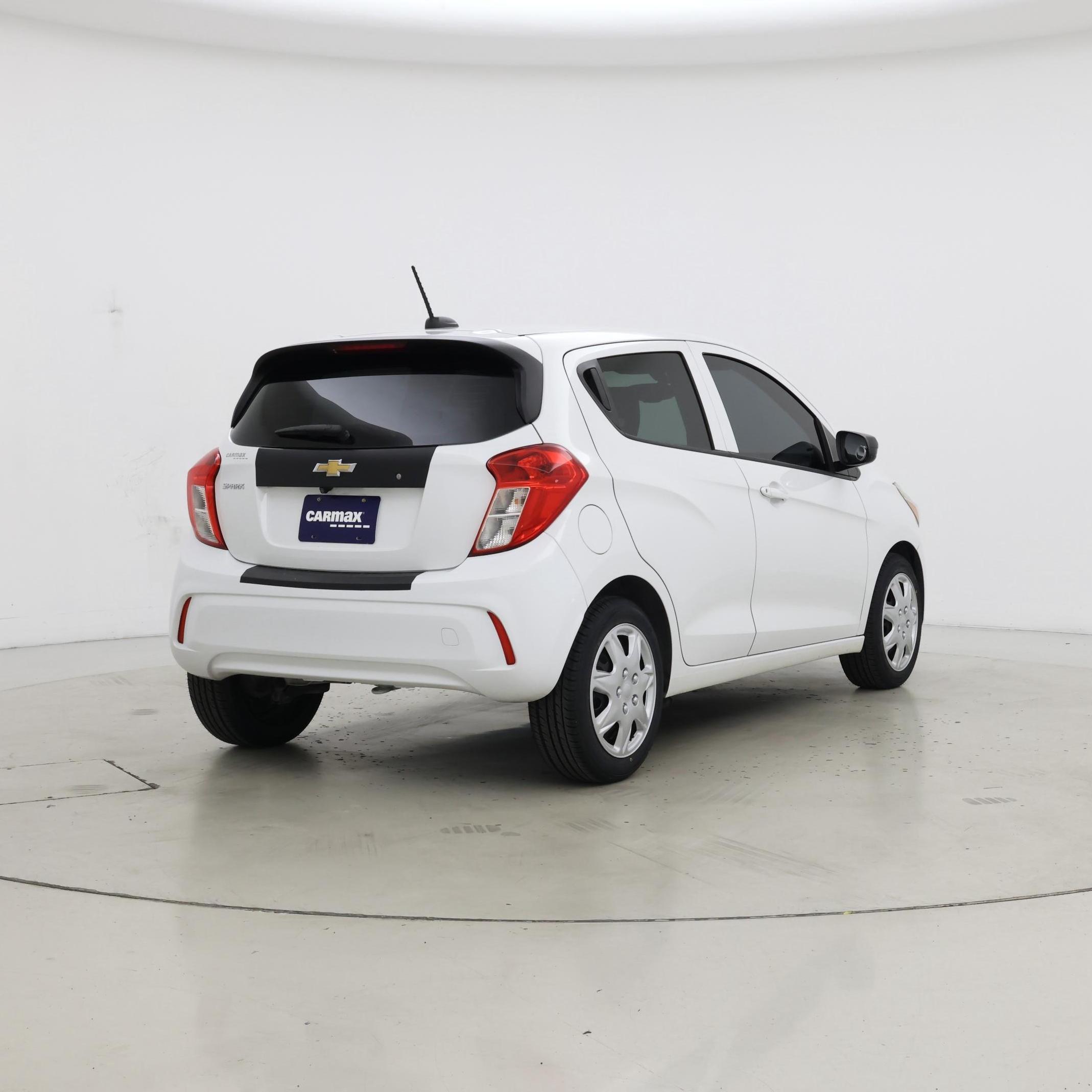 Thumbnail: 2017 Chevrolet Spark - 8