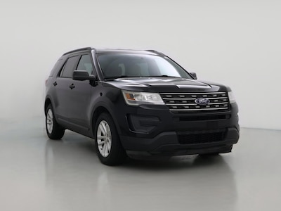 Black 2017 Ford Explorer