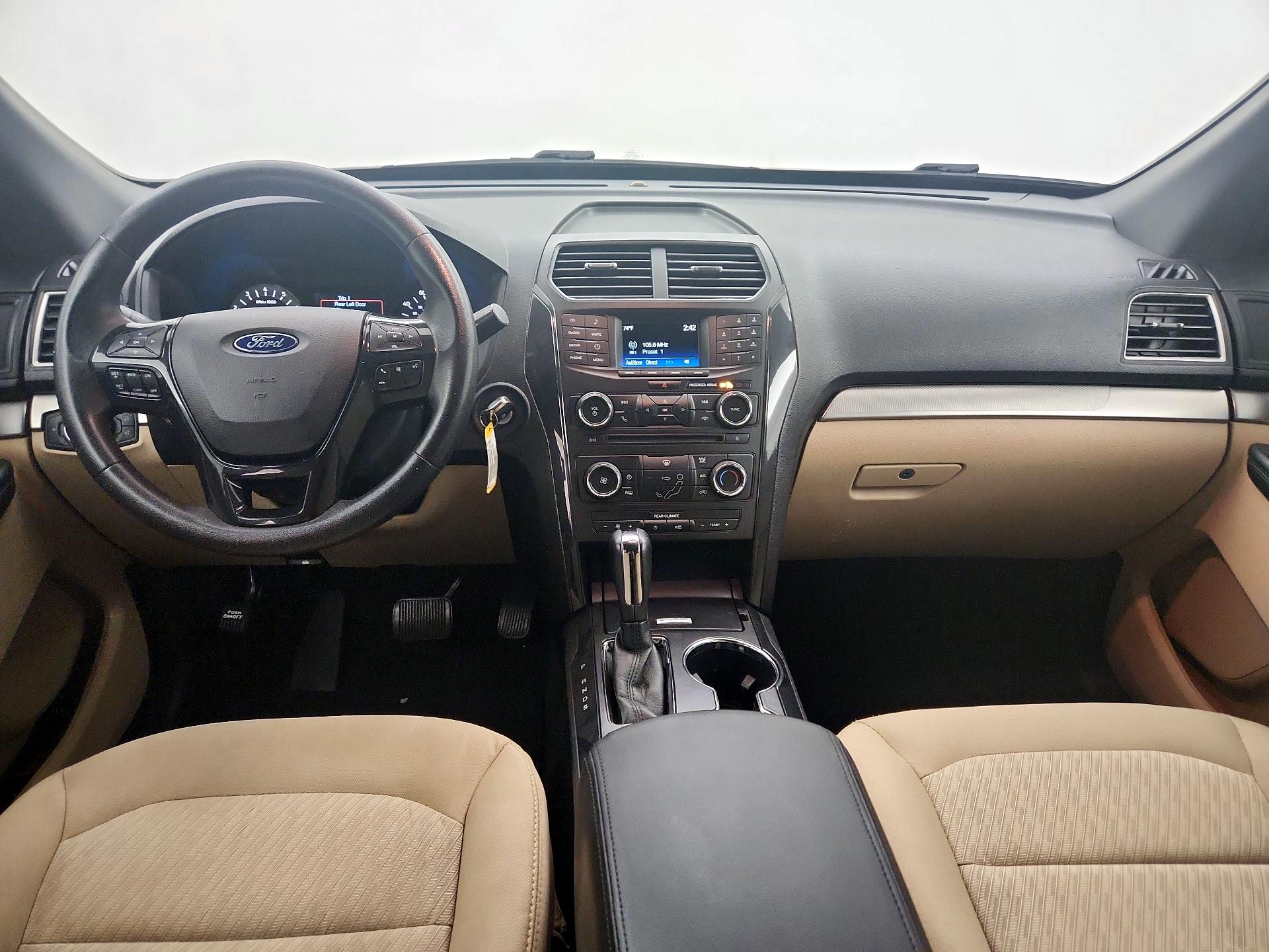 Thumbnail: 2017 Ford Explorer - 9