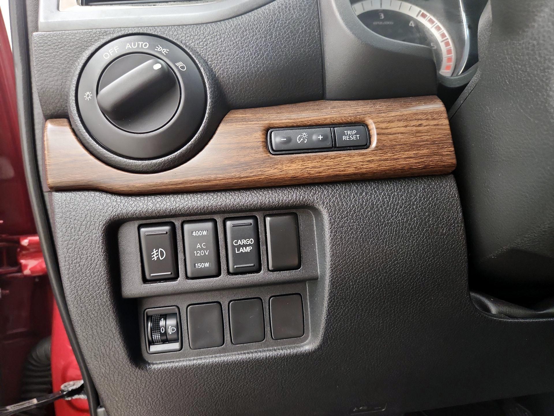 Thumbnail: 2018 Nissan Titan - 13