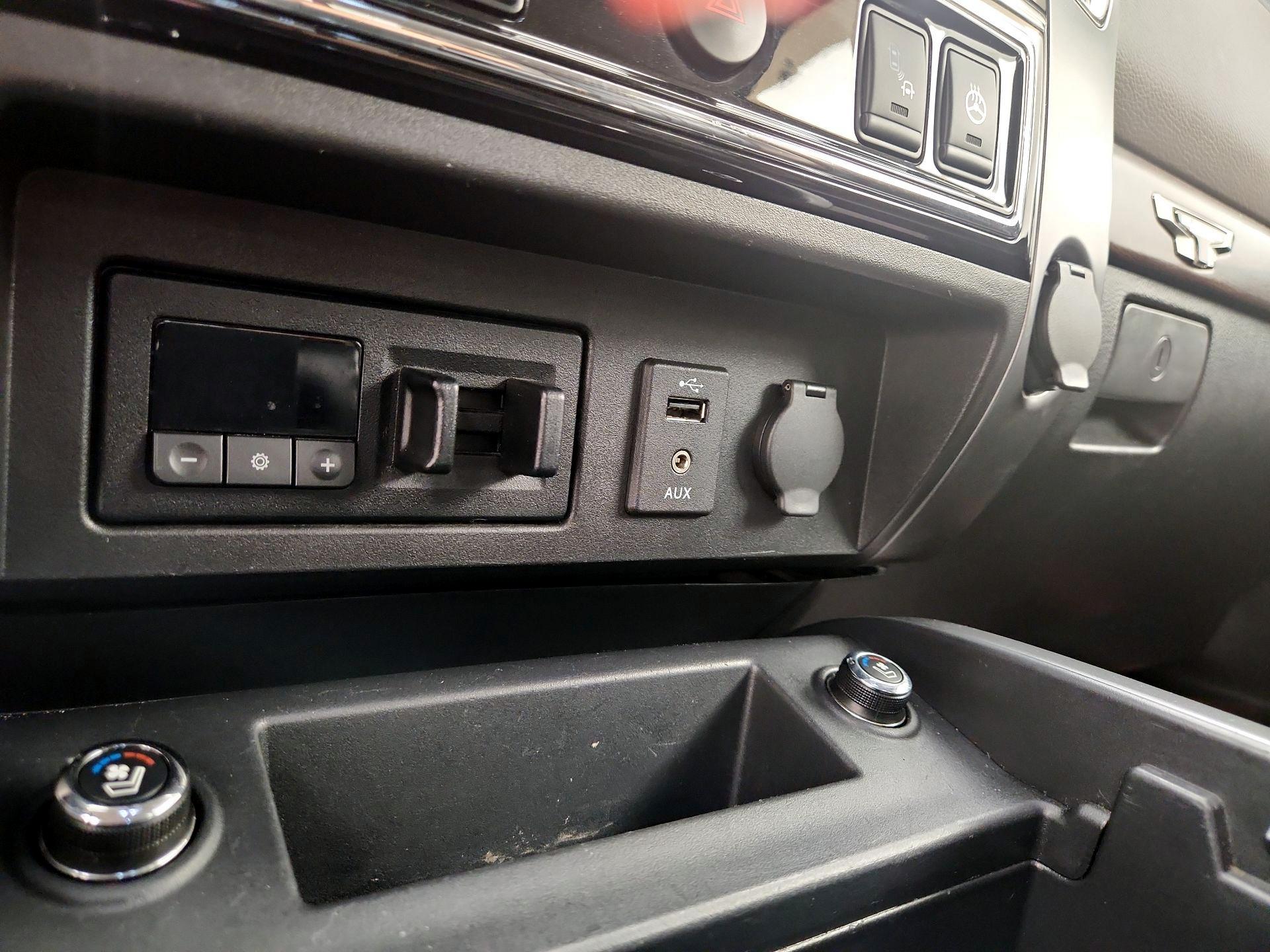 Thumbnail: 2018 Nissan Titan - 19