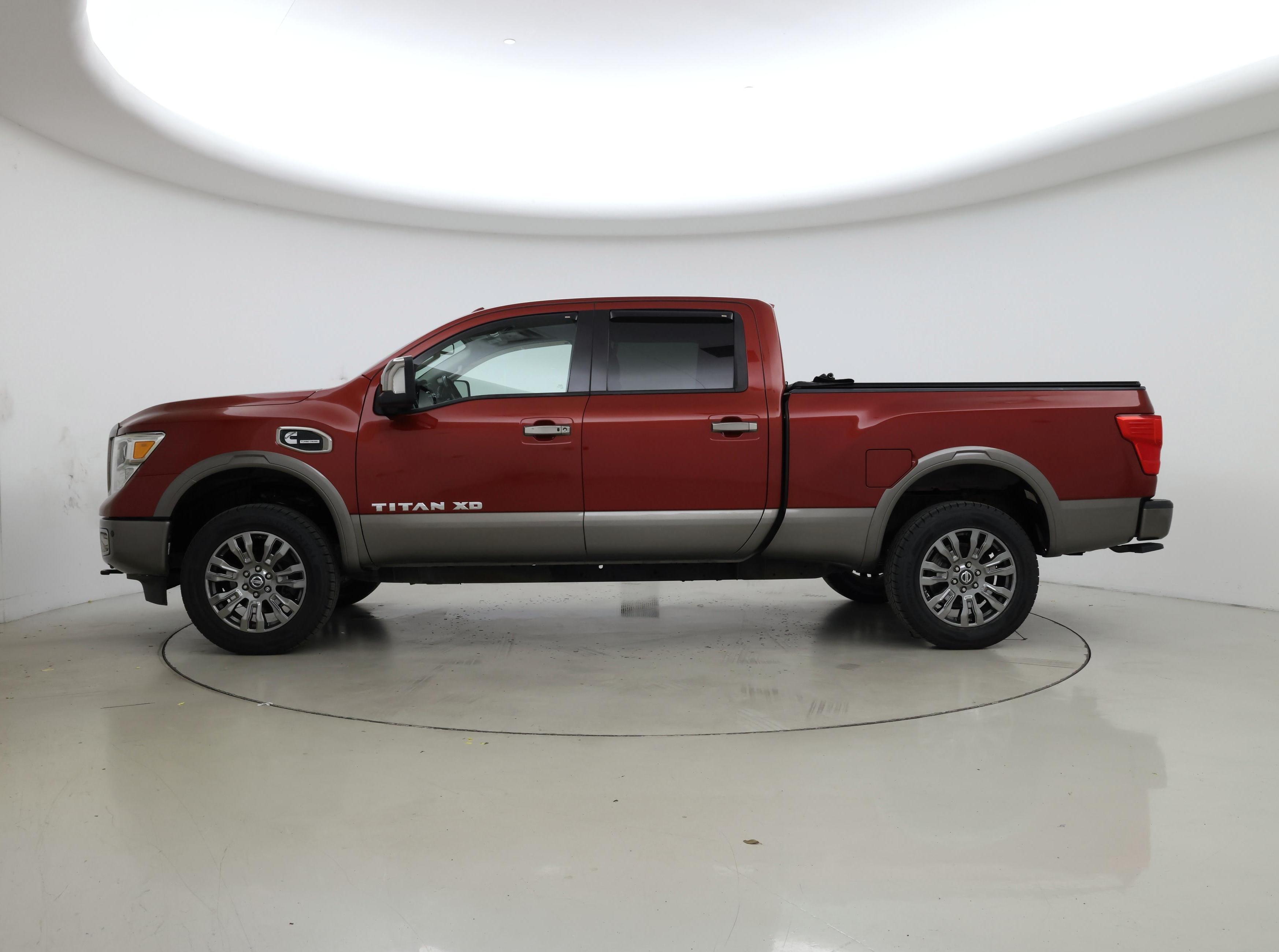 Thumbnail: 2018 Nissan Titan - 3